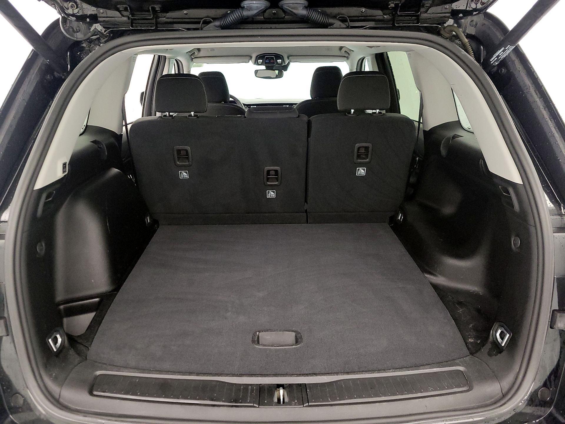 Thumbnail: 2023 Jeep Grand Cherokee - 20