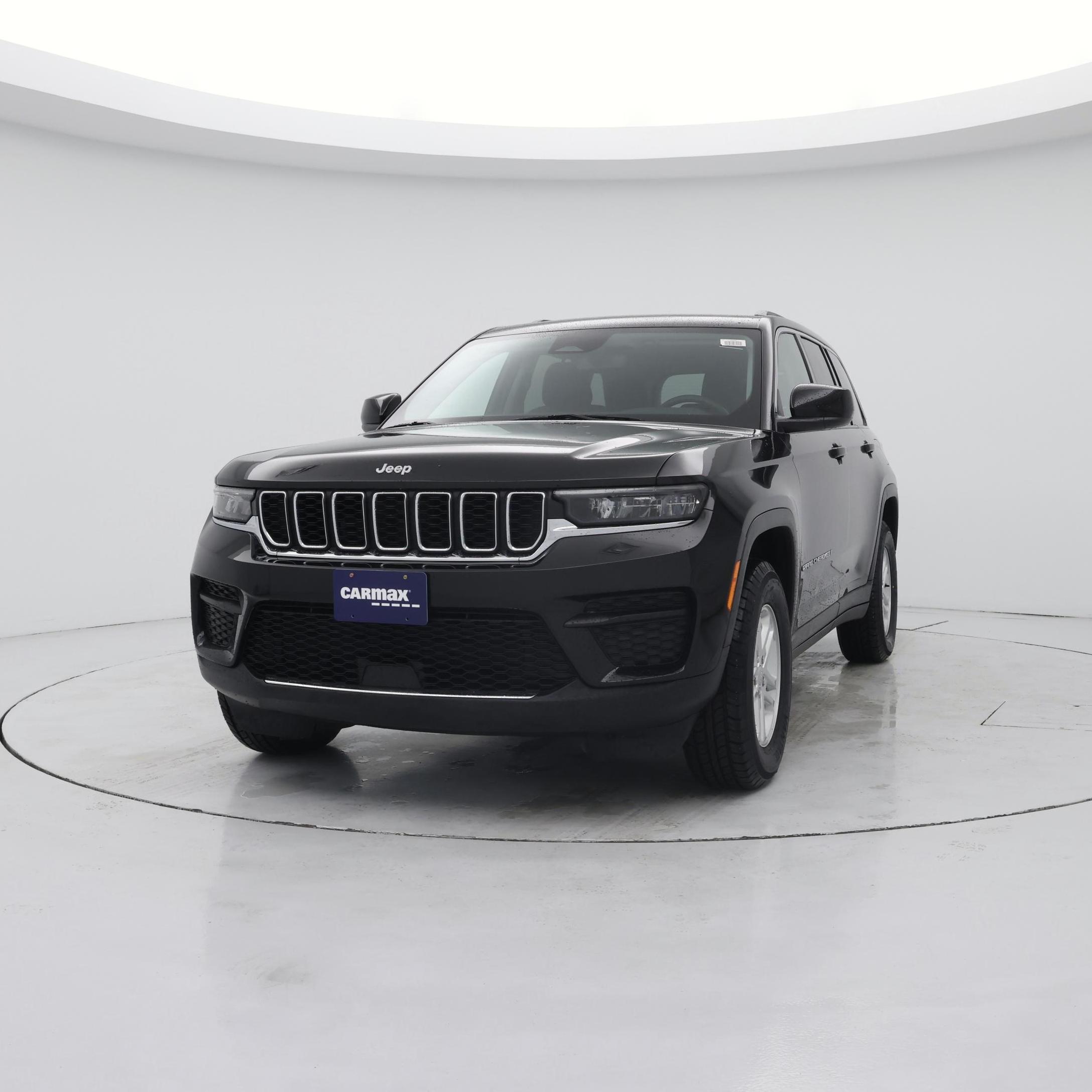 Thumbnail: 2023 Jeep Grand Cherokee - 4