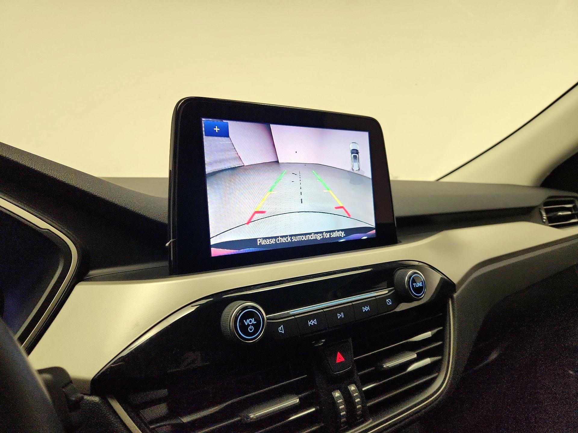 Thumbnail: 2022 Ford Escape - 15