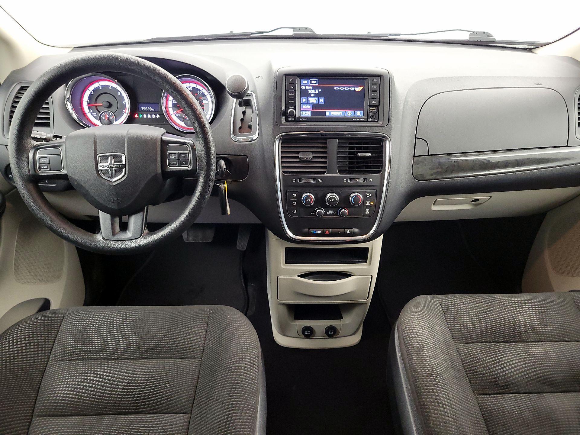 Thumbnail: 2020 Dodge Grand Caravan - 9