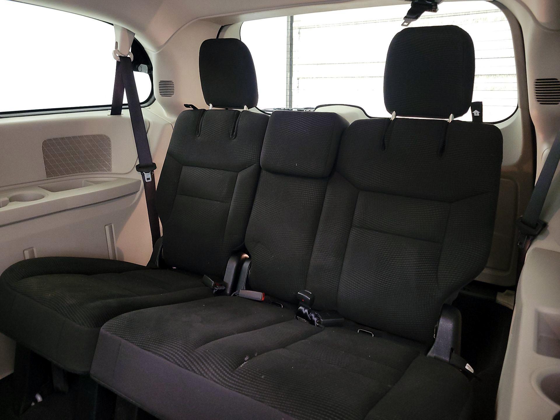 Thumbnail: 2020 Dodge Grand Caravan - 20