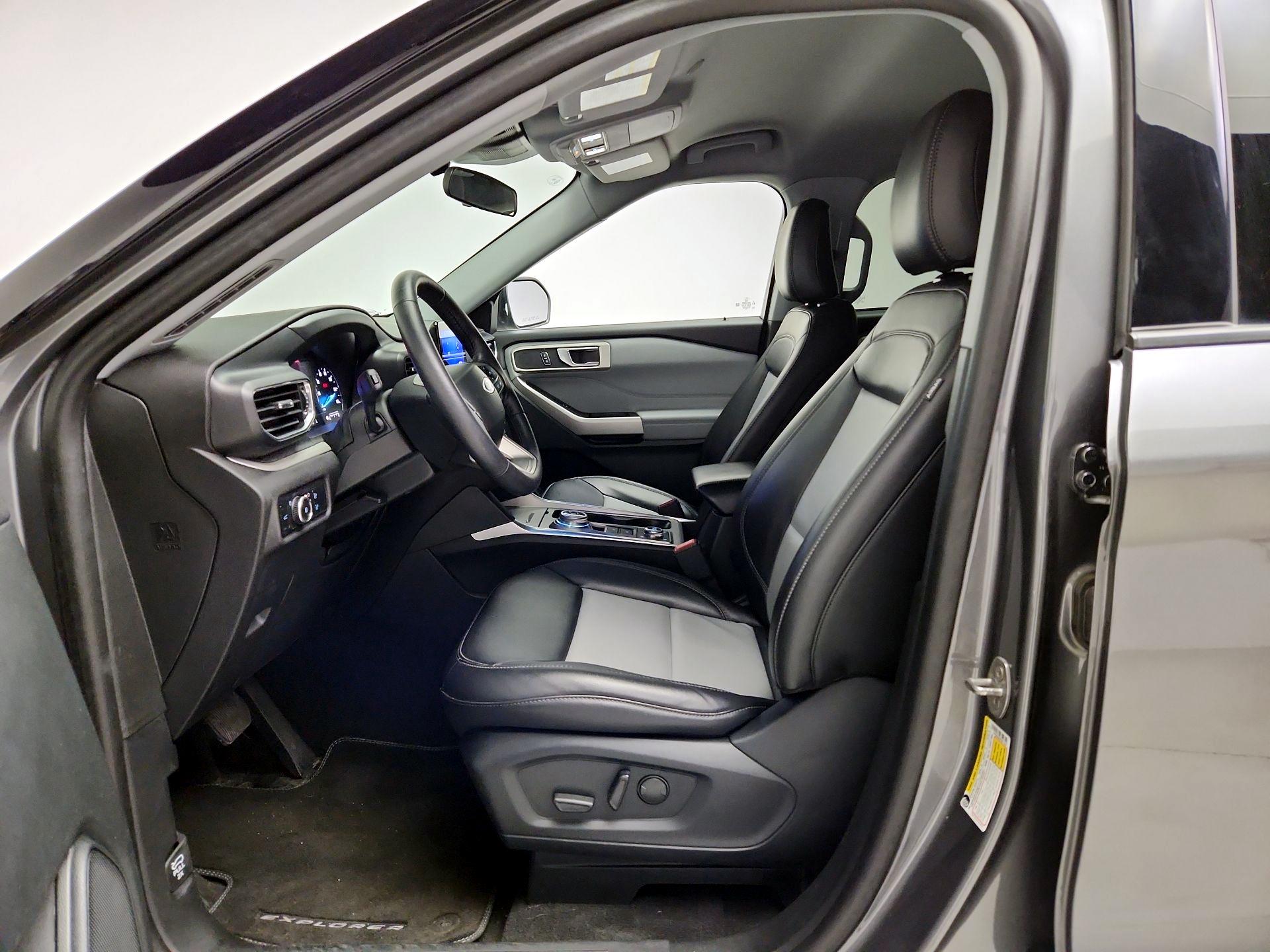 Thumbnail: 2023 Ford Explorer - 11