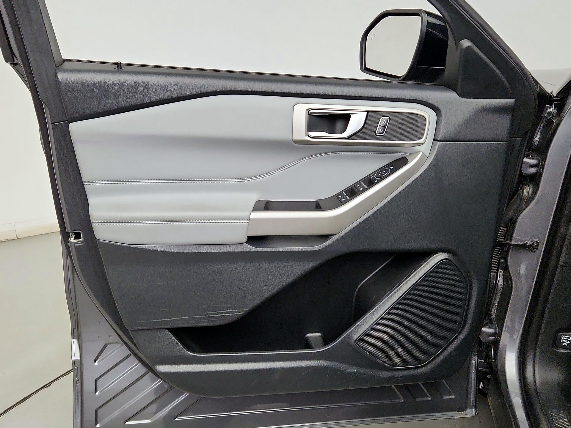 Thumbnail: 2023 Ford Explorer - 12