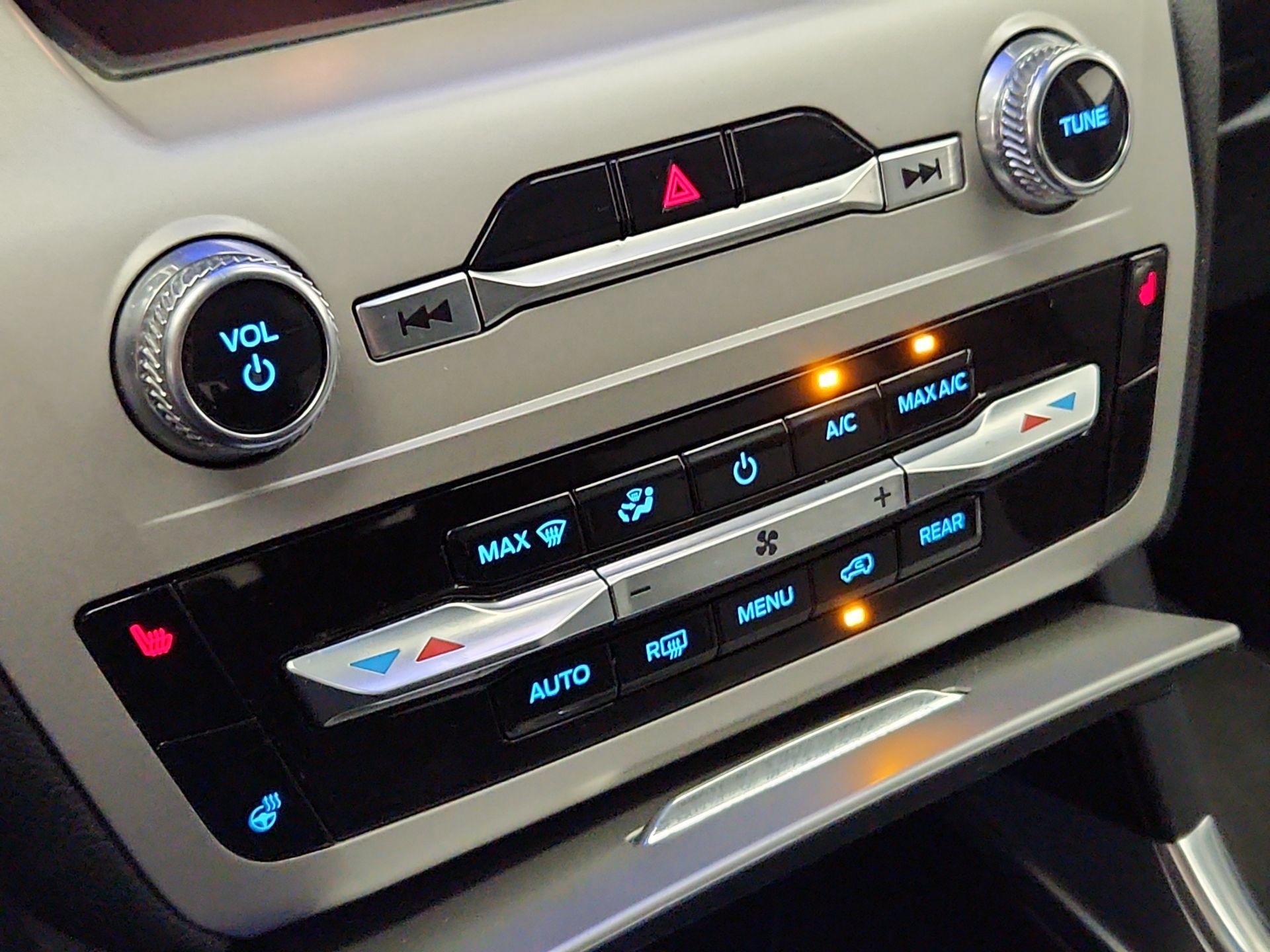 Thumbnail: 2023 Ford Explorer - 15