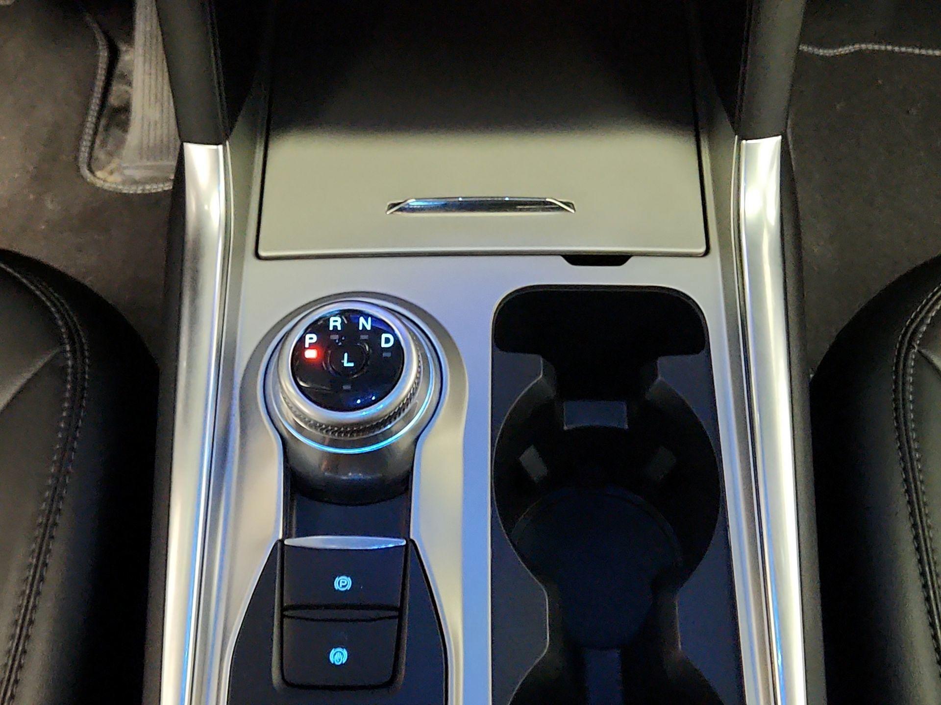 Thumbnail: 2023 Ford Explorer - 16