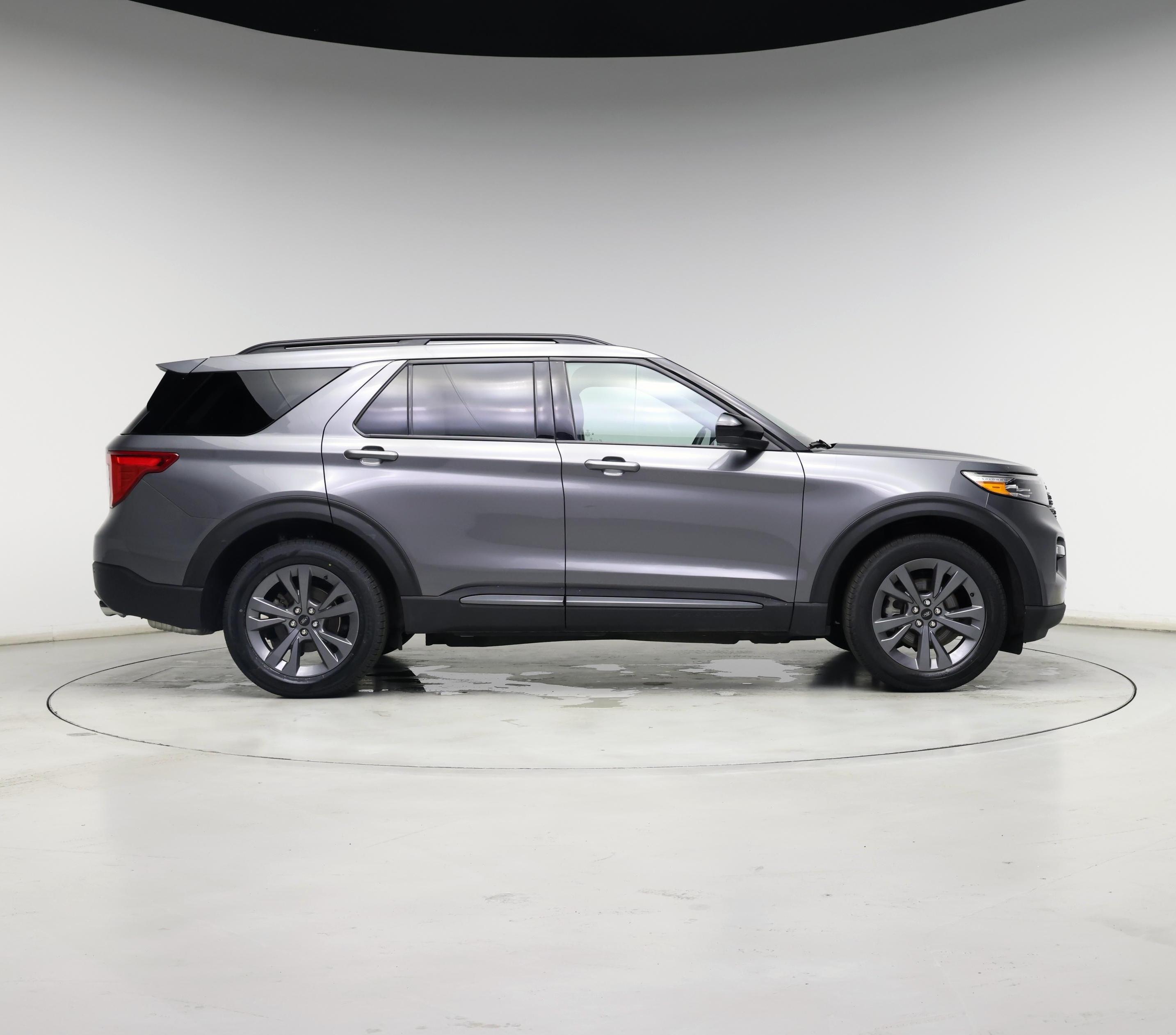 Thumbnail: 2023 Ford Explorer - 7