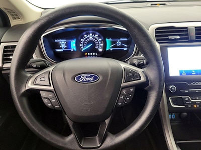 Steering Wheel & Instrument Cluster (On)