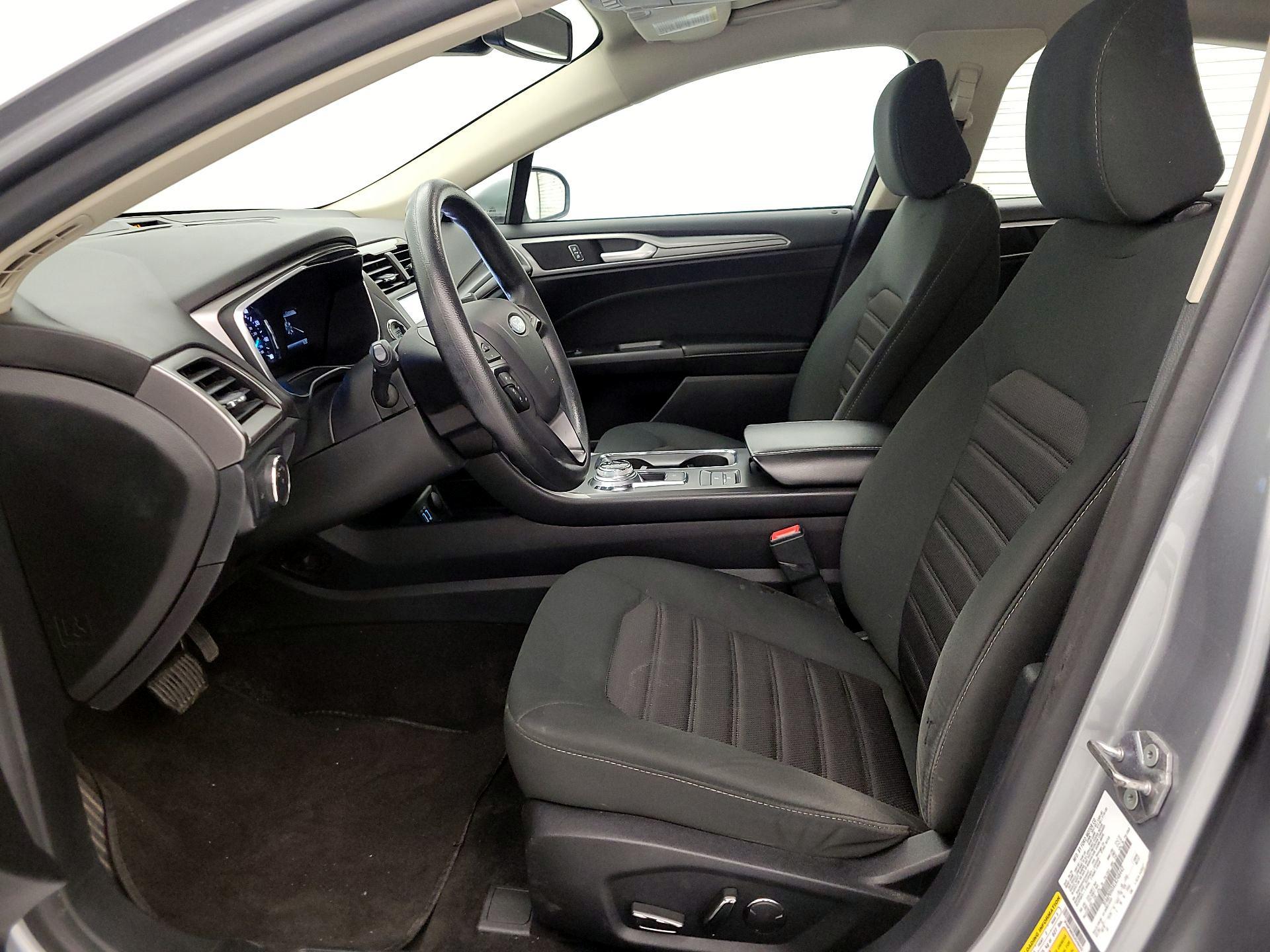 Thumbnail: 2020 Ford Fusion - 11