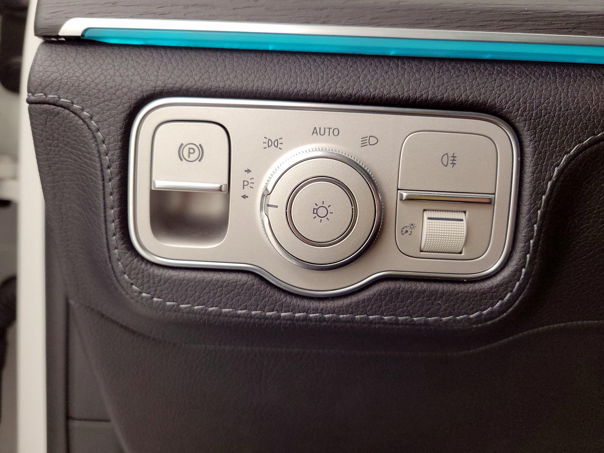 Thumbnail: 2021 Mercedes-Benz GLE - 13