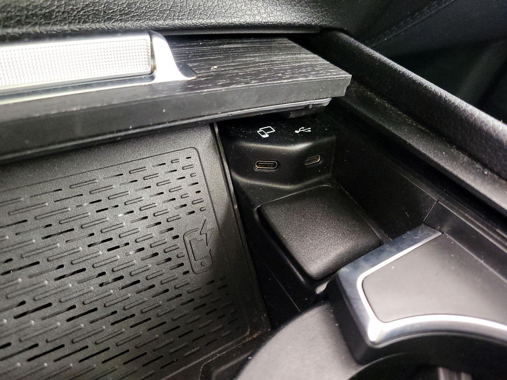 Thumbnail: 2021 Mercedes-Benz GLE - 19