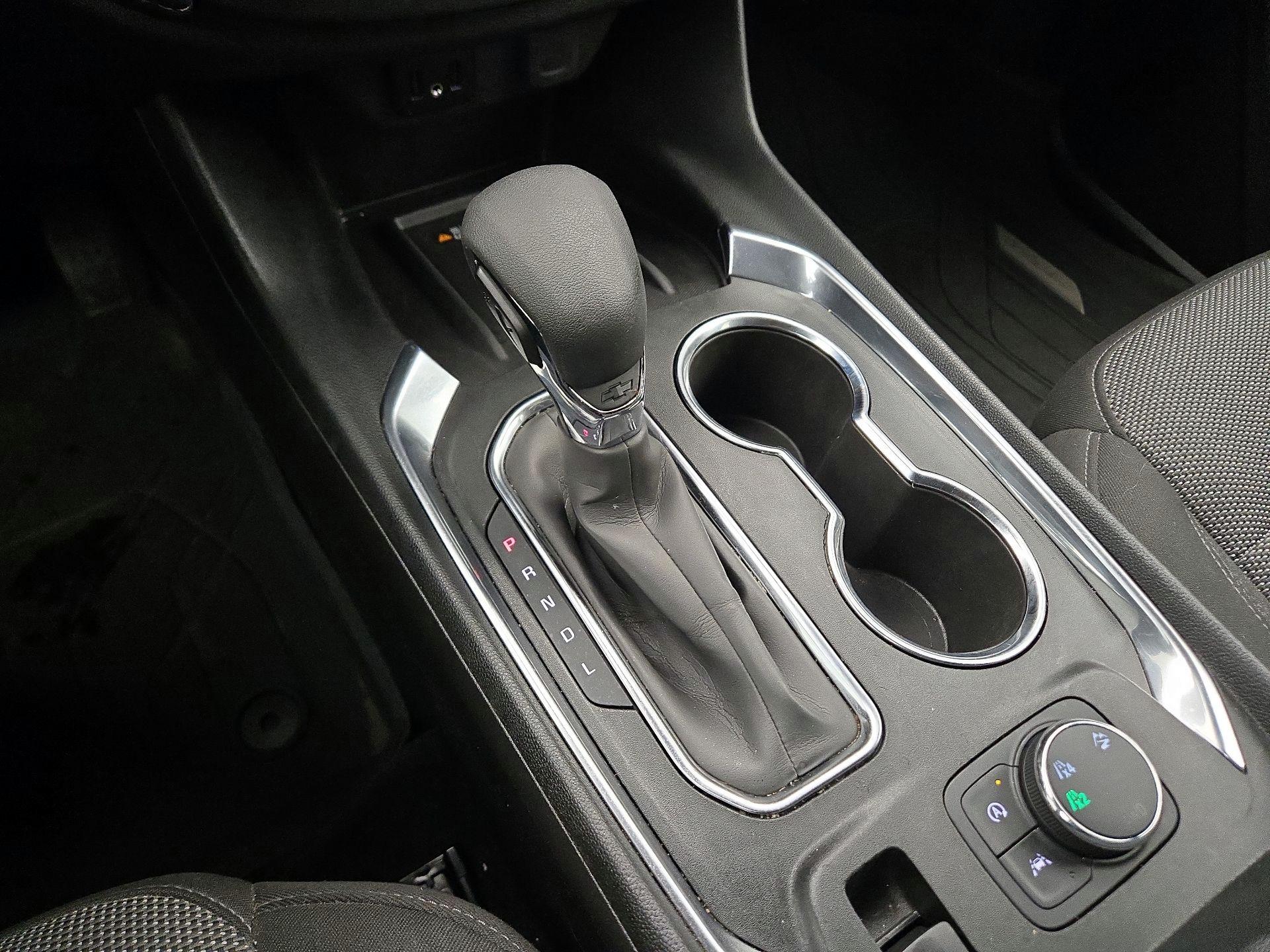 Thumbnail: 2023 Chevrolet Traverse - 17