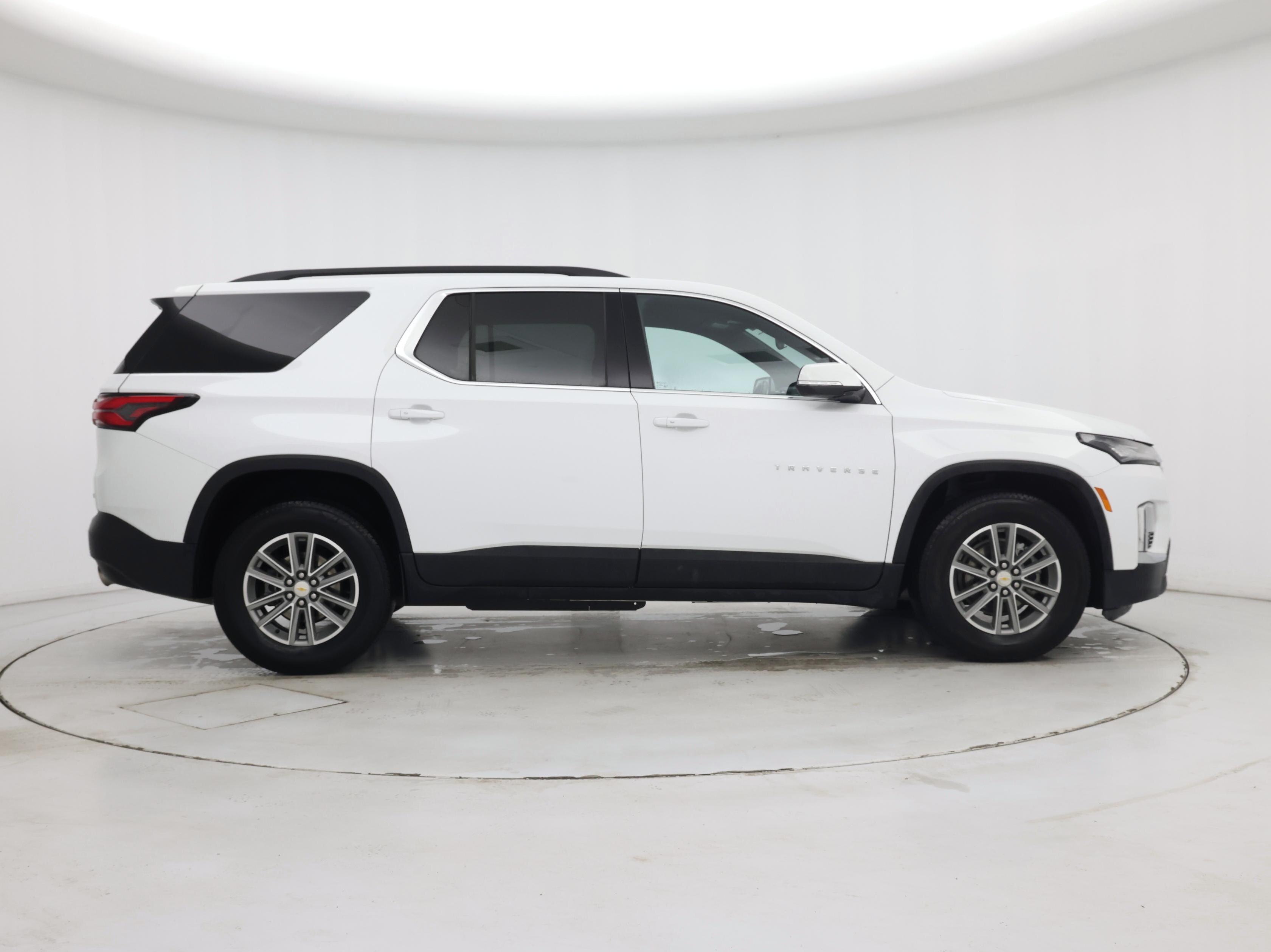 Thumbnail: 2023 Chevrolet Traverse - 7