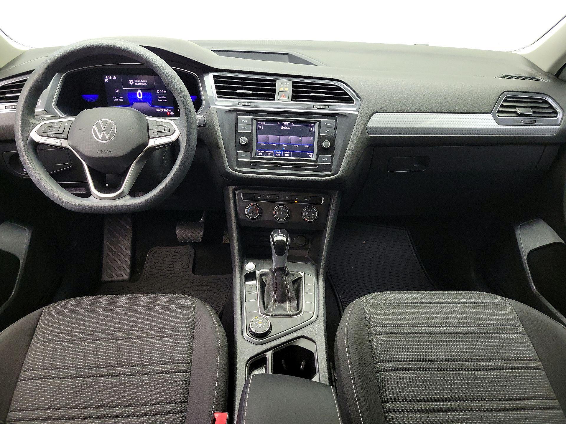 Thumbnail: 2022 Volkswagen Tiguan - 9