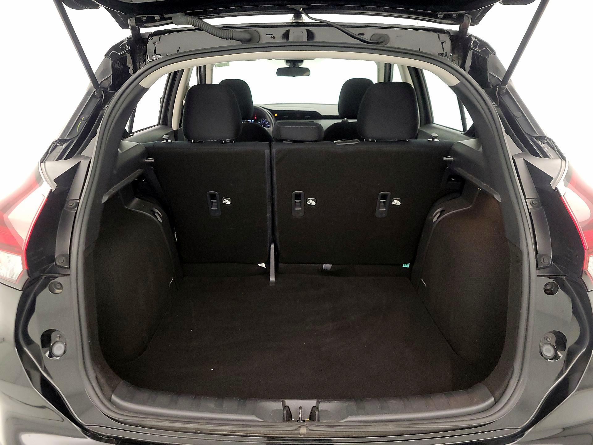 Thumbnail: 2024 Nissan Kicks - 19