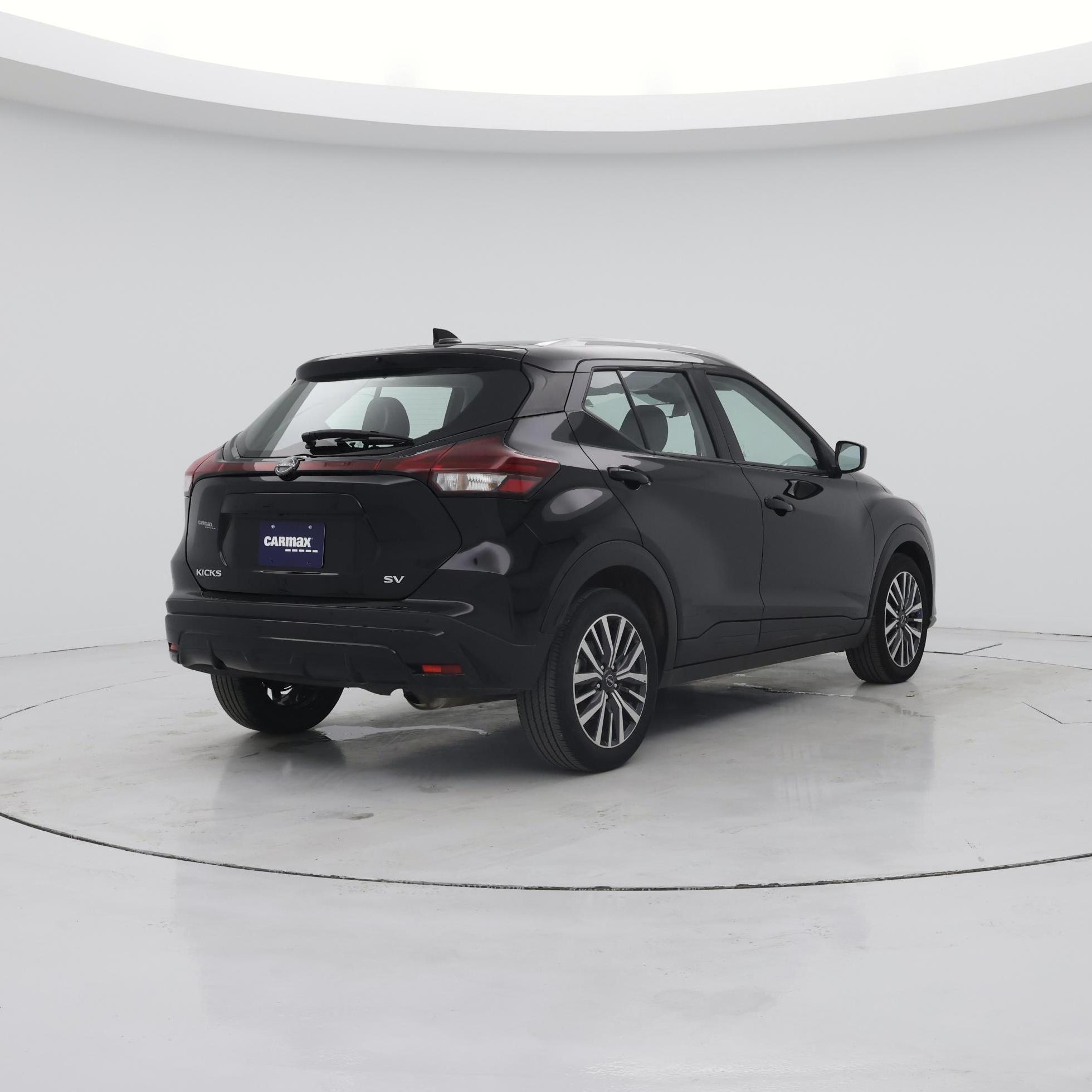 Thumbnail: 2024 Nissan Kicks - 8