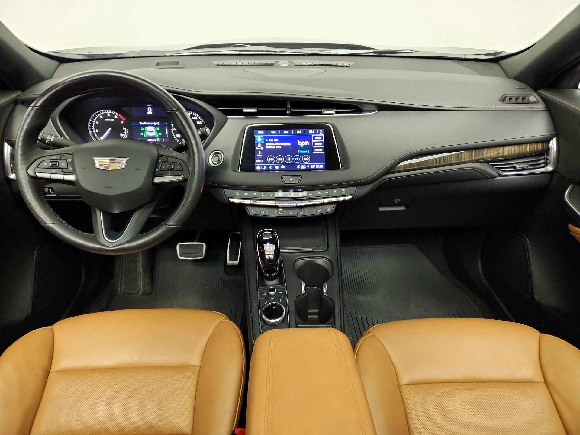 Thumbnail: 2023 Cadillac XT4 - 9