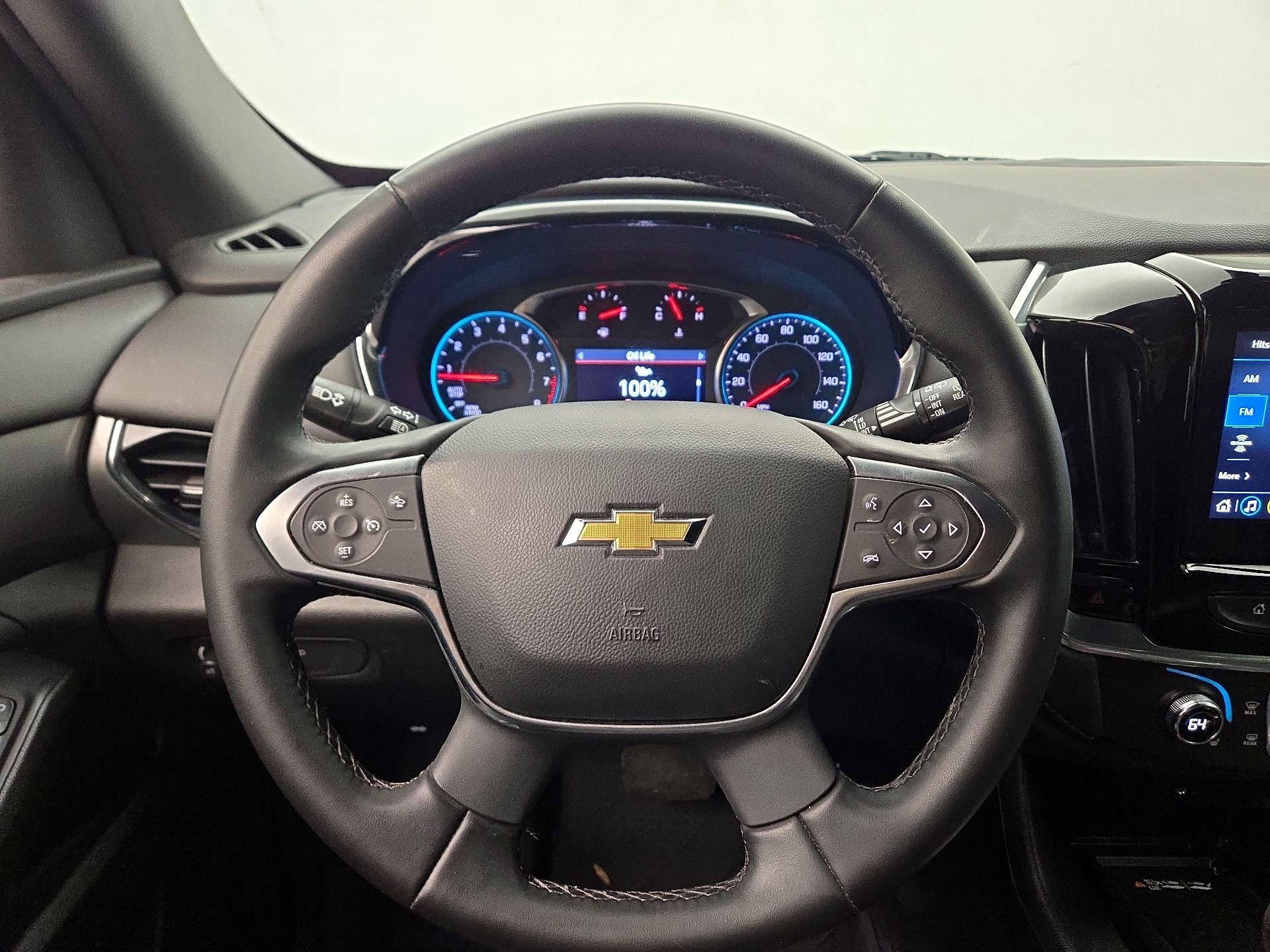 Thumbnail: 2023 Chevrolet Traverse - 10