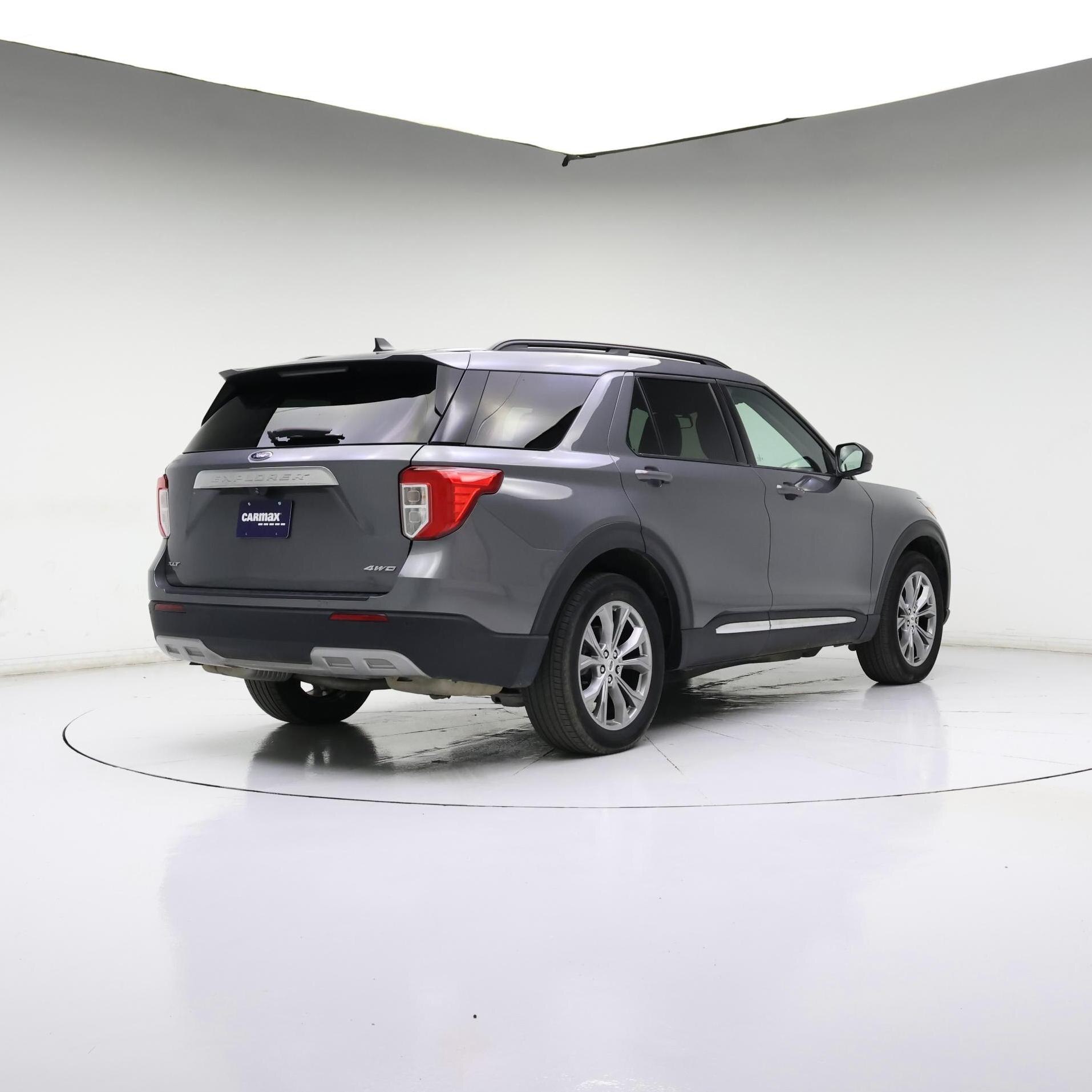 Thumbnail: 2022 Ford Explorer - 8