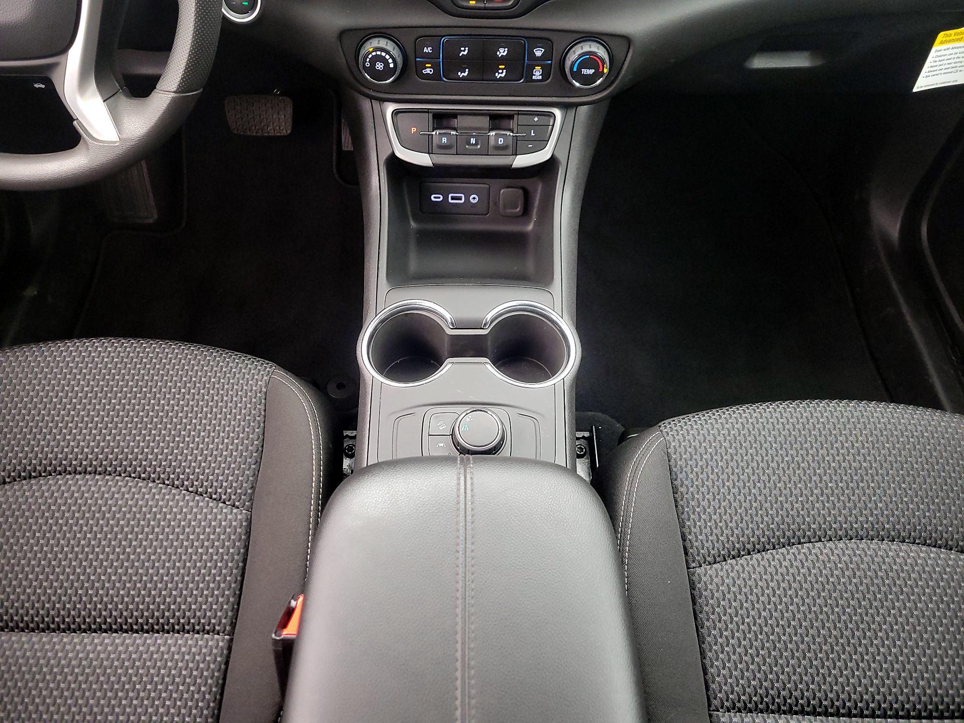 Thumbnail: 2023 GMC Terrain - 17