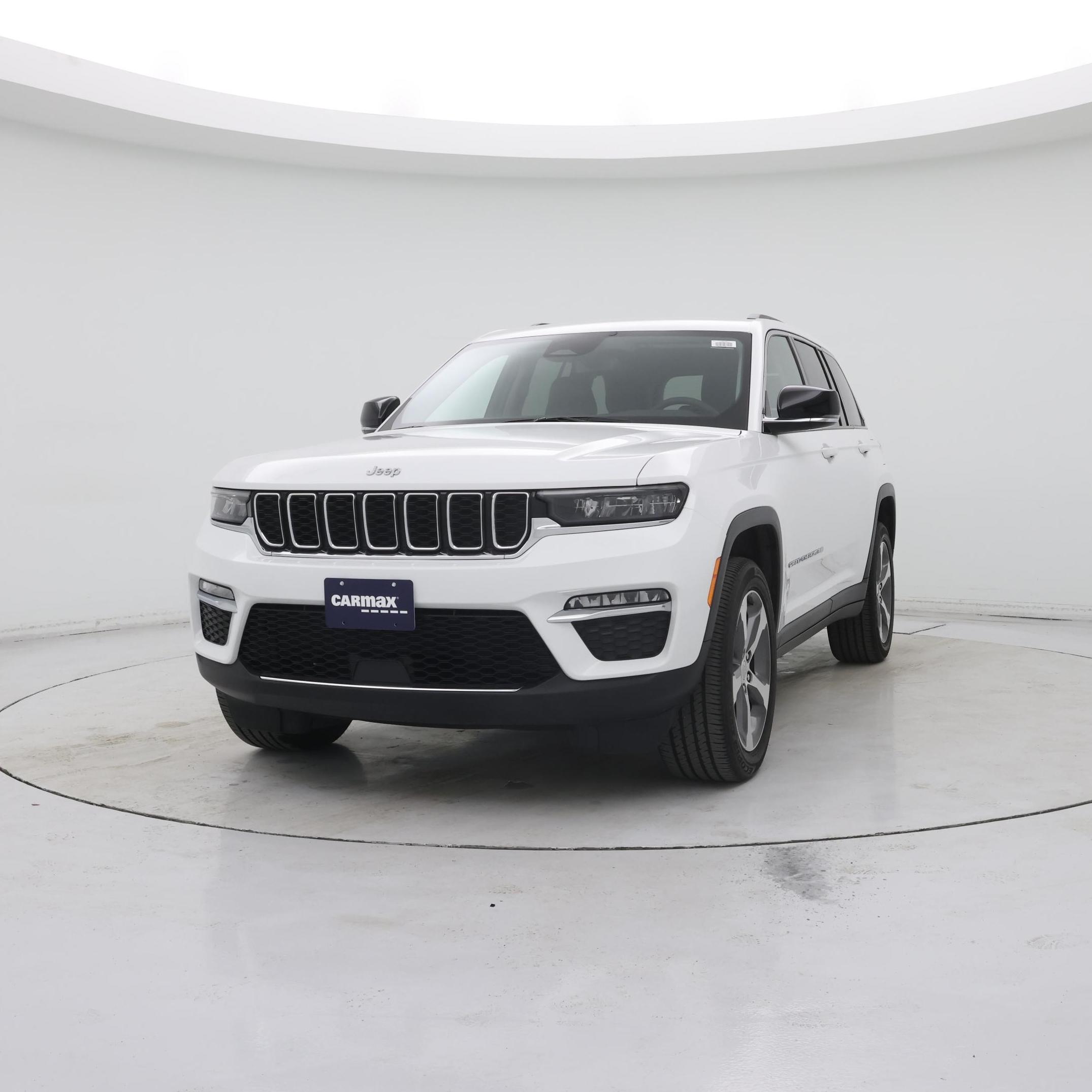 Thumbnail: 2023 Jeep Grand Cherokee - 4