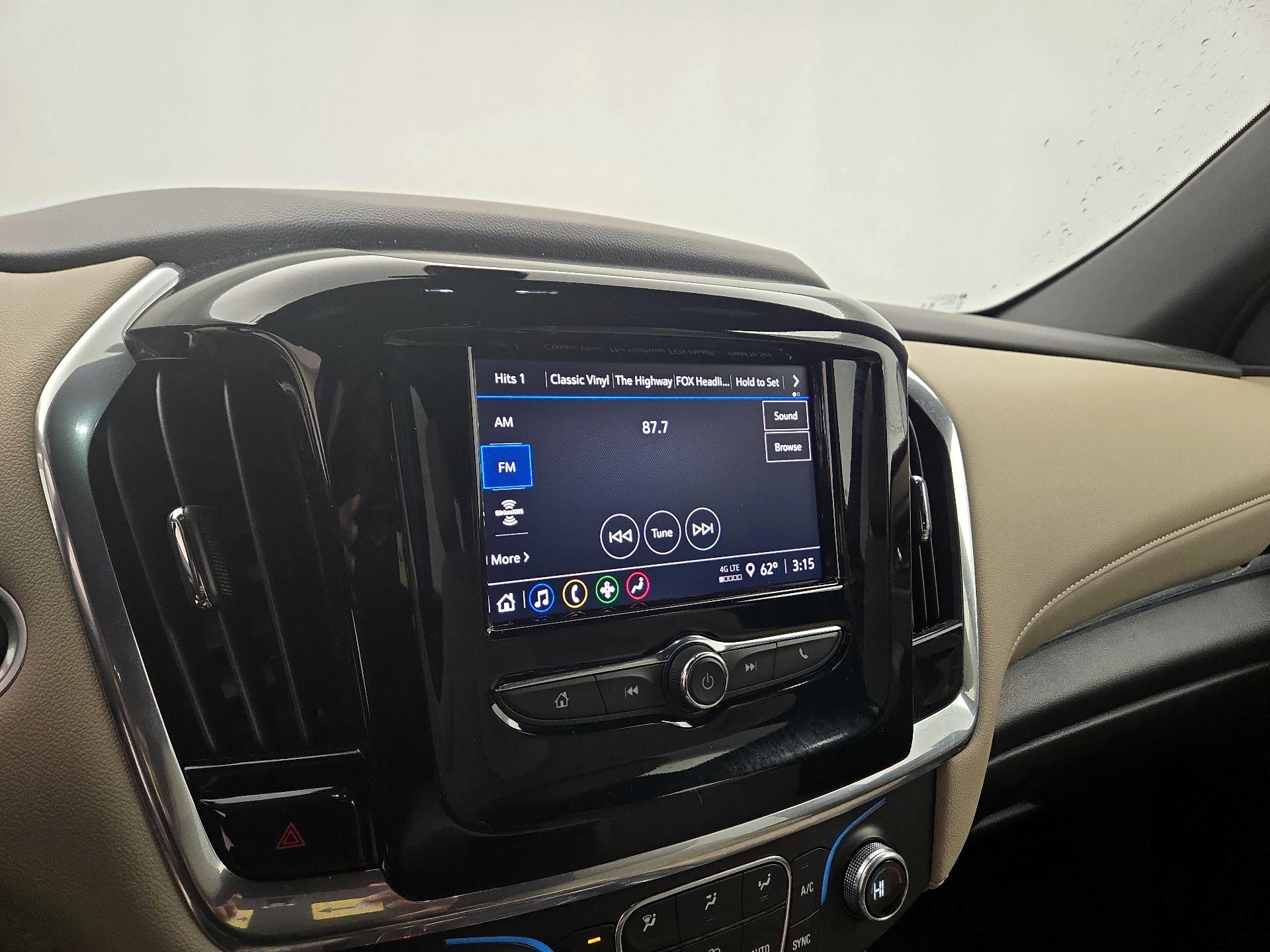 Thumbnail: 2023 Chevrolet Traverse - 15