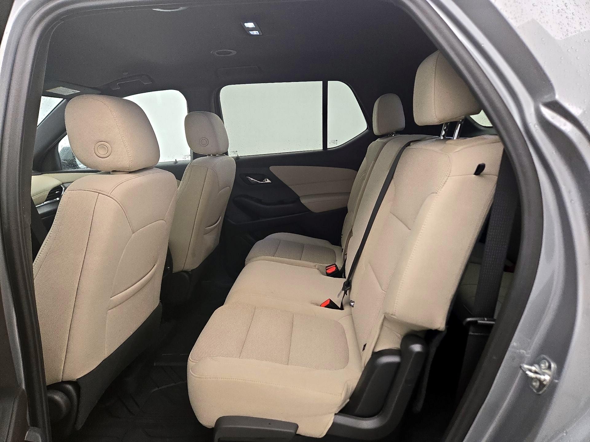 Thumbnail: 2023 Chevrolet Traverse - 19