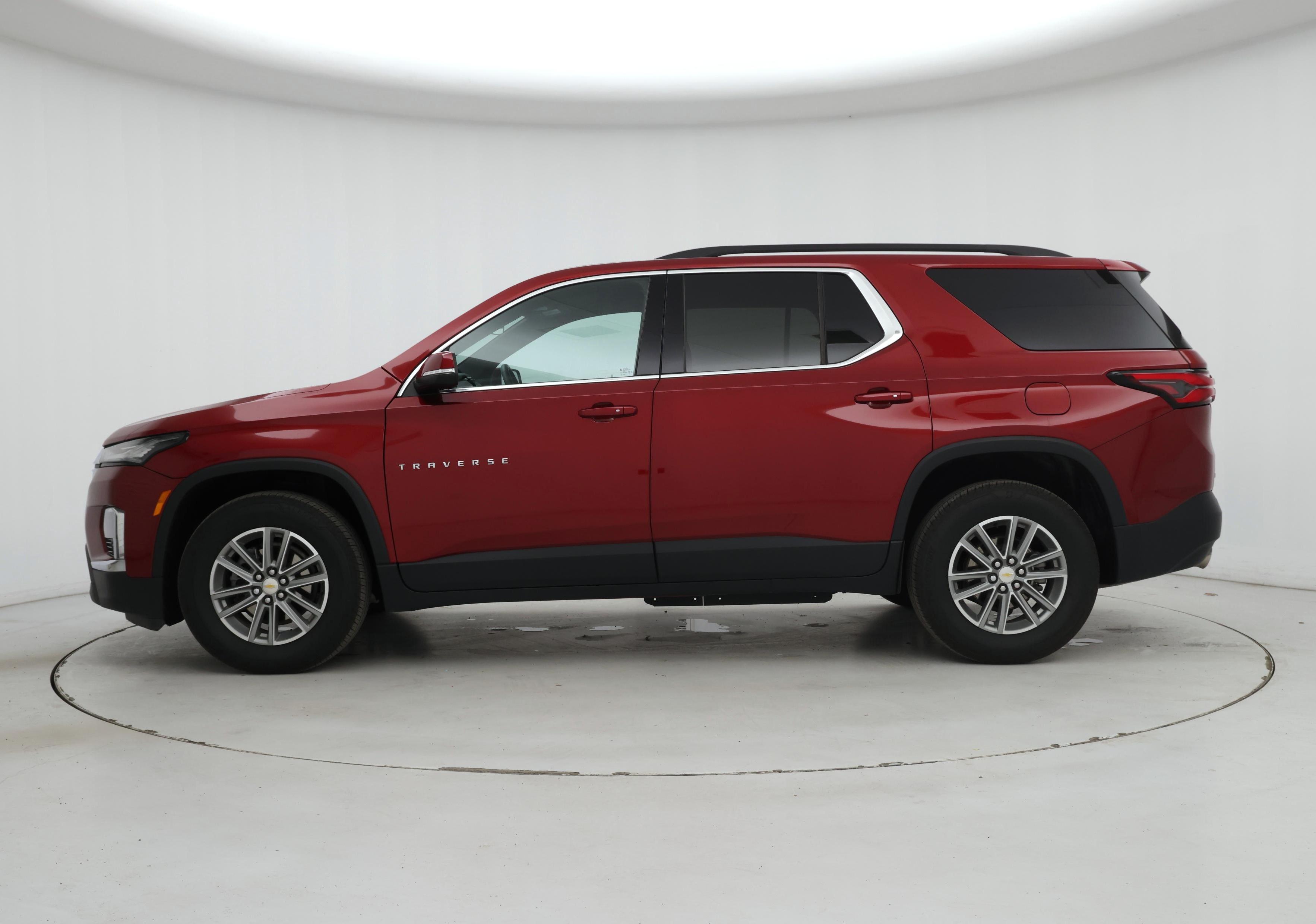 Thumbnail: 2023 Chevrolet Traverse - 3