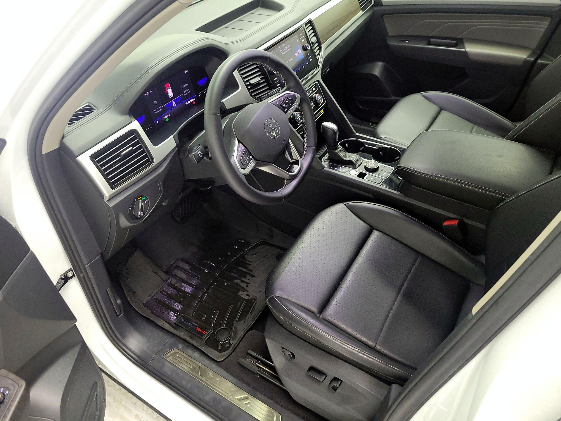 Thumbnail: 2022 Volkswagen Atlas - 11