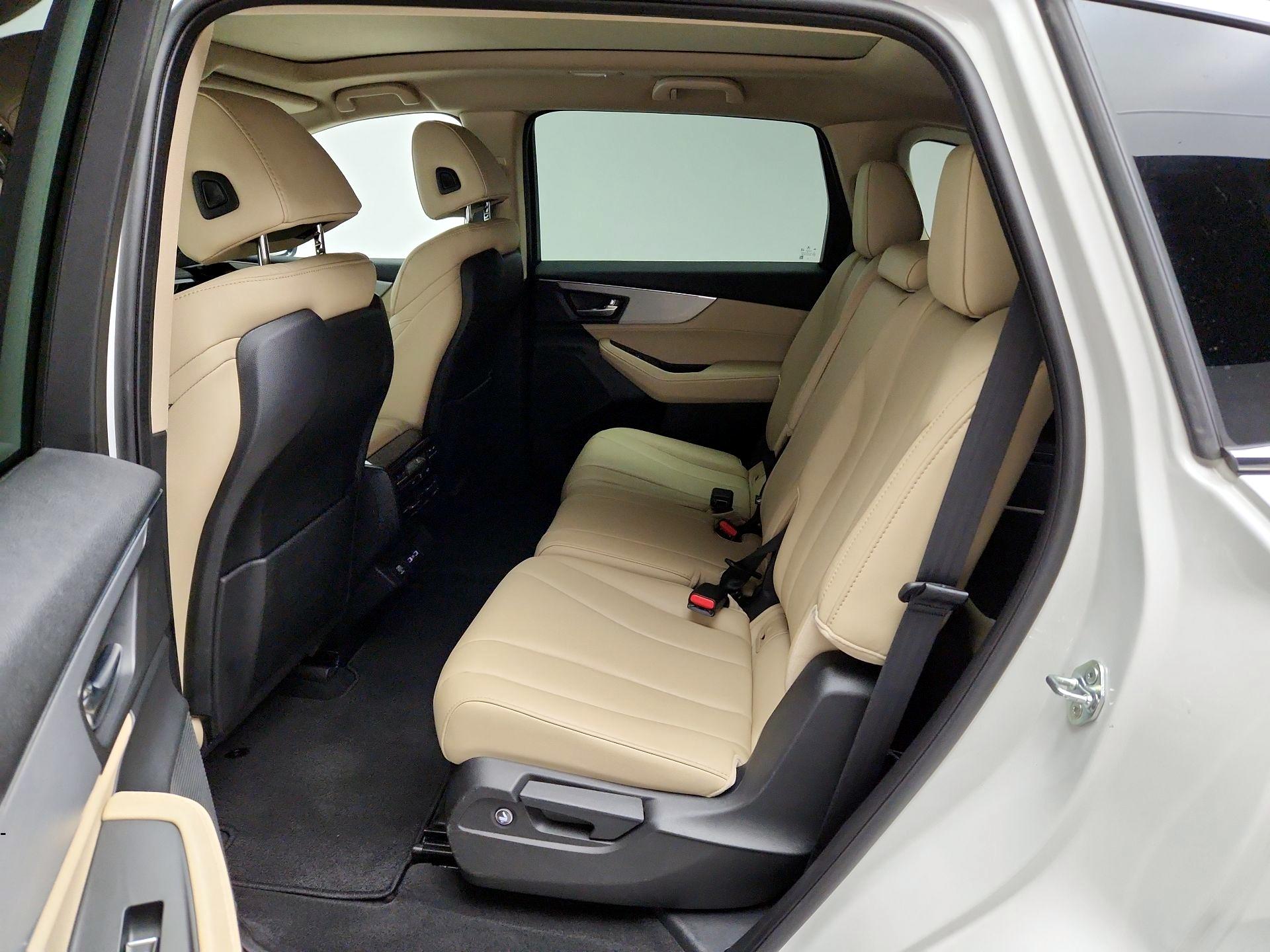 Thumbnail: 2024 Acura MDX - 20