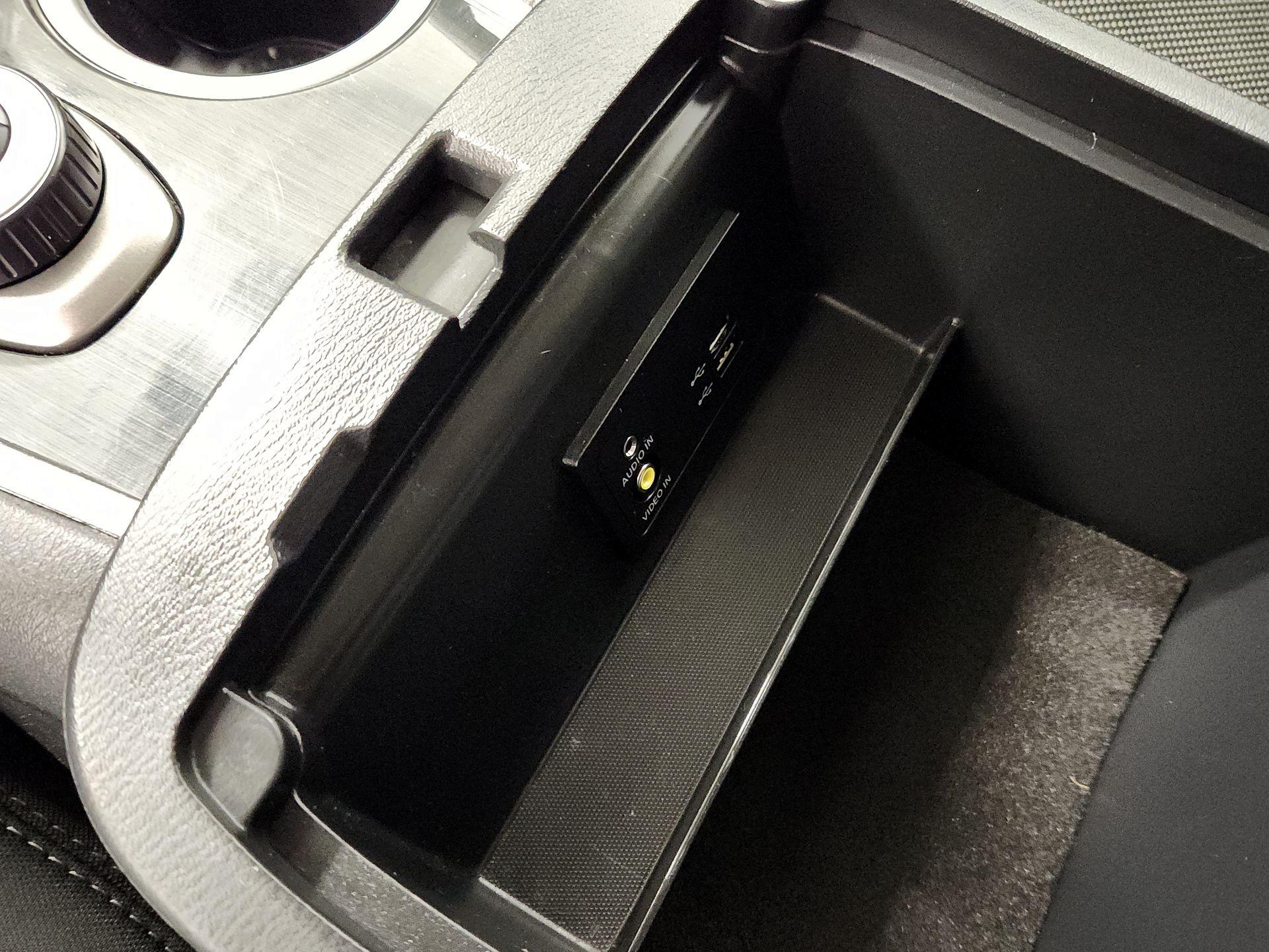 Thumbnail: 2017 Nissan Pathfinder - 18