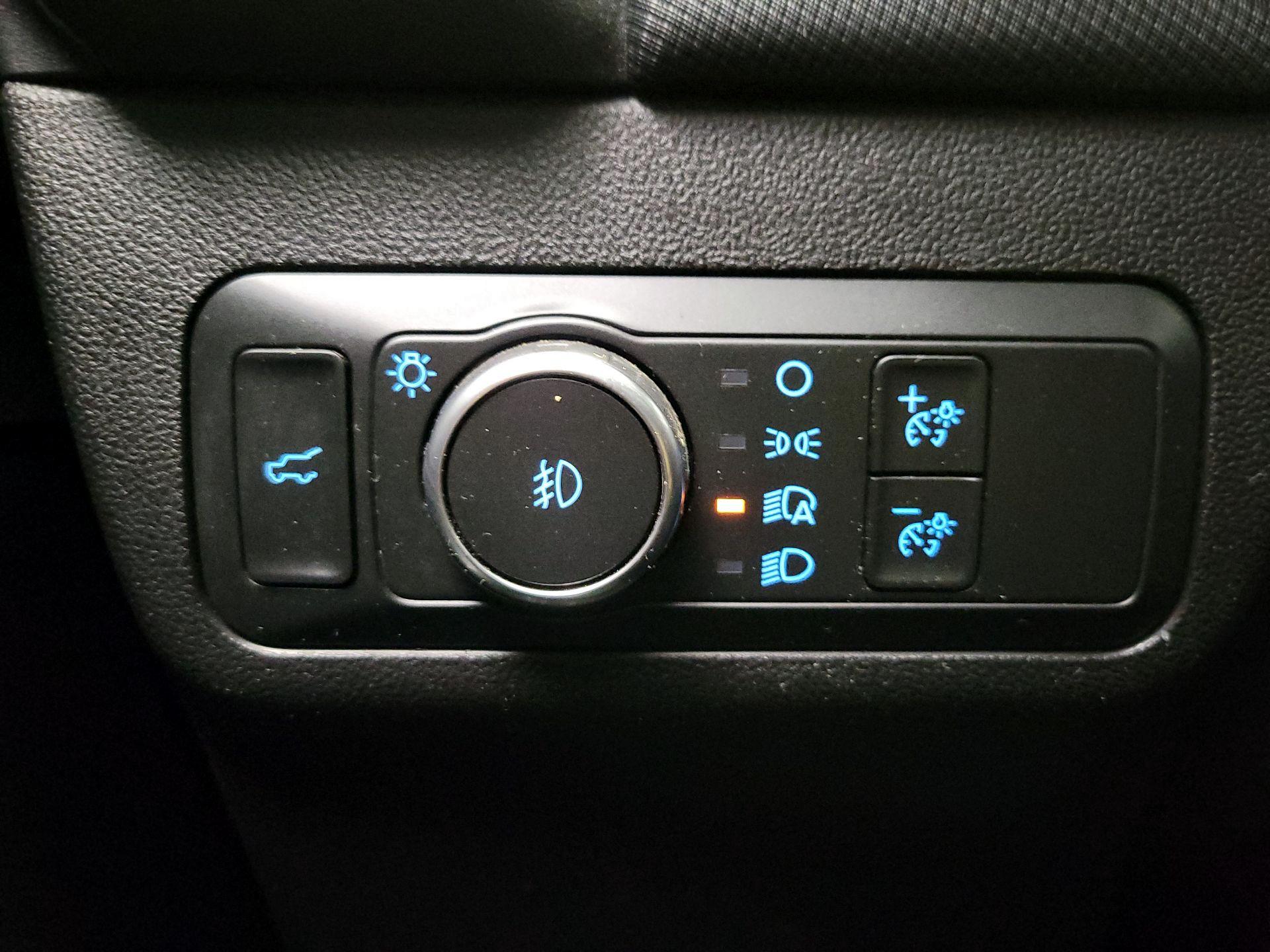 Thumbnail: 2021 Ford Bronco Sport - 13