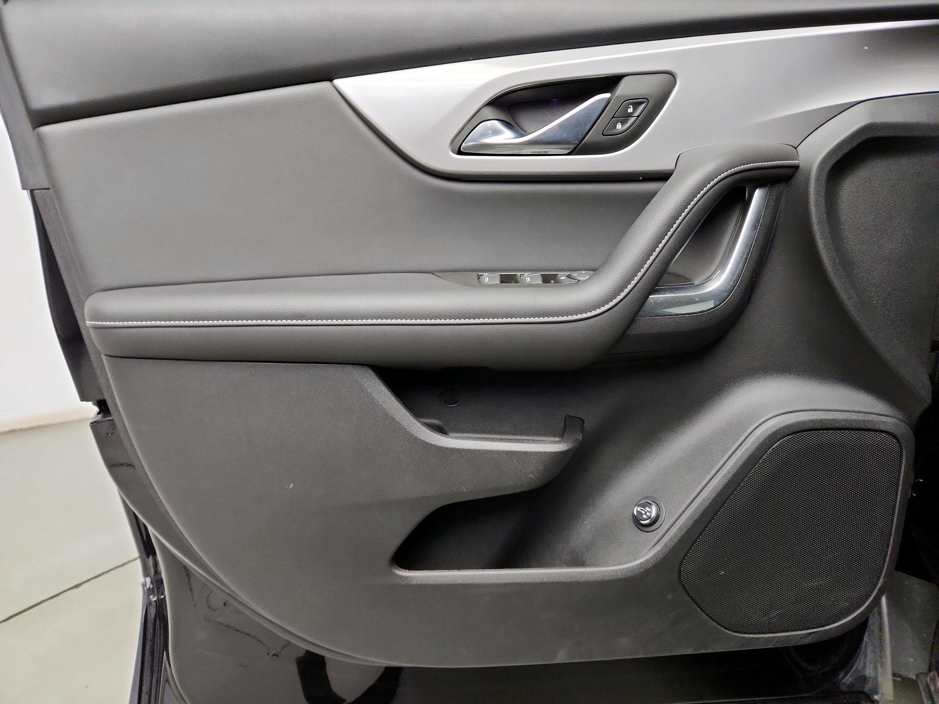 Thumbnail: 2023 Chevrolet Blazer - 12