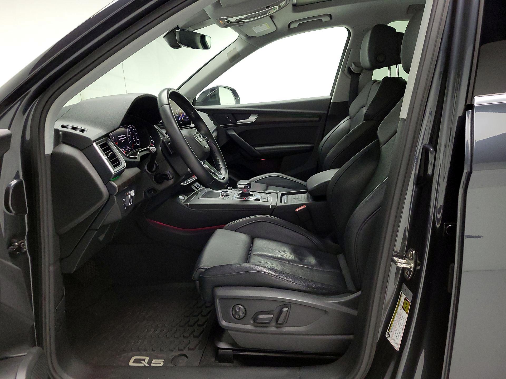 Thumbnail: 2019 Audi Q5 - 11