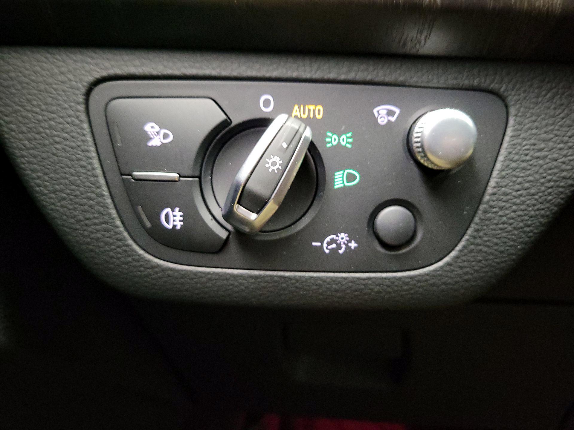 Thumbnail: 2019 Audi Q5 - 13