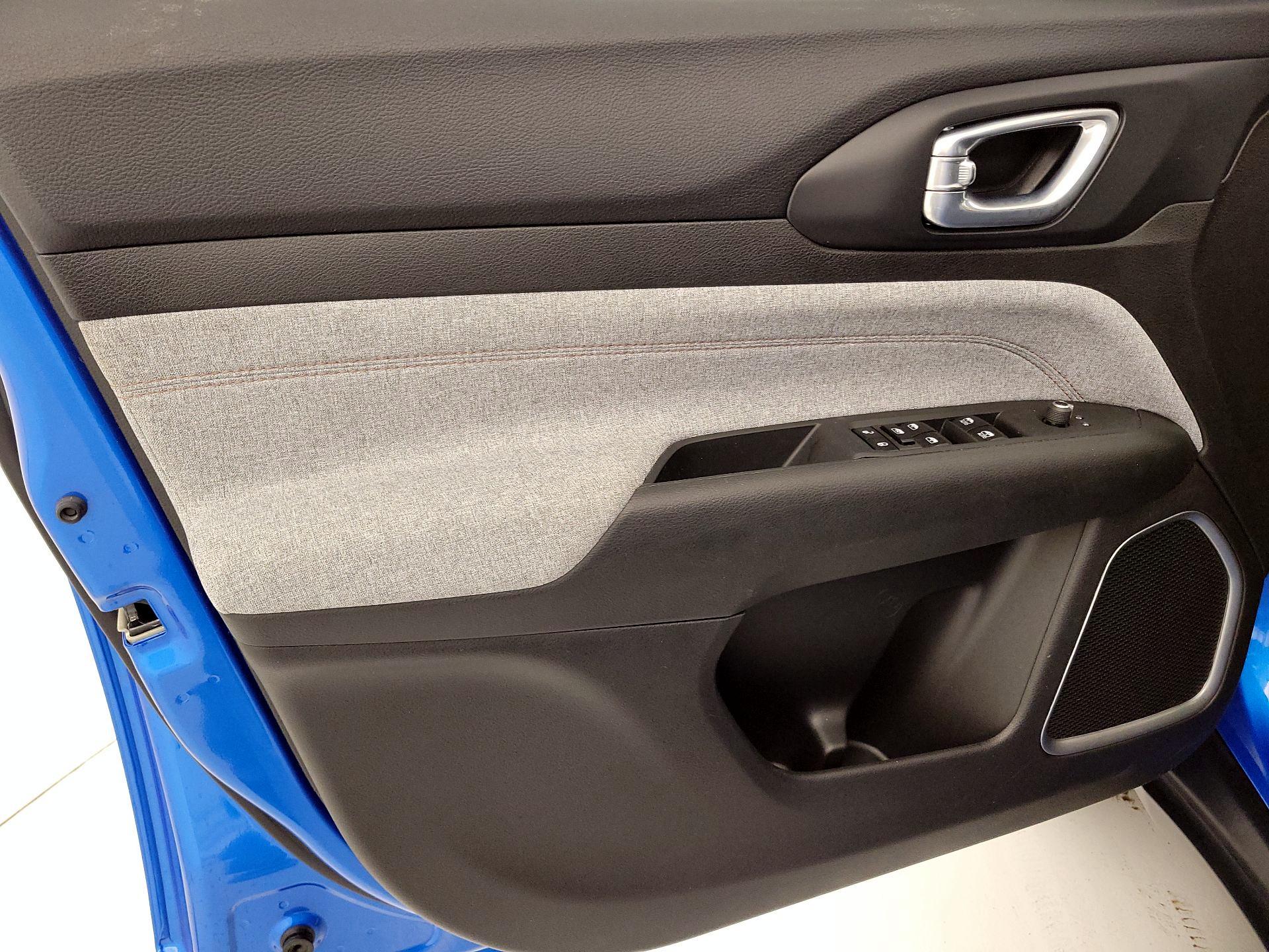 Thumbnail: 2024 Jeep Compass - 12