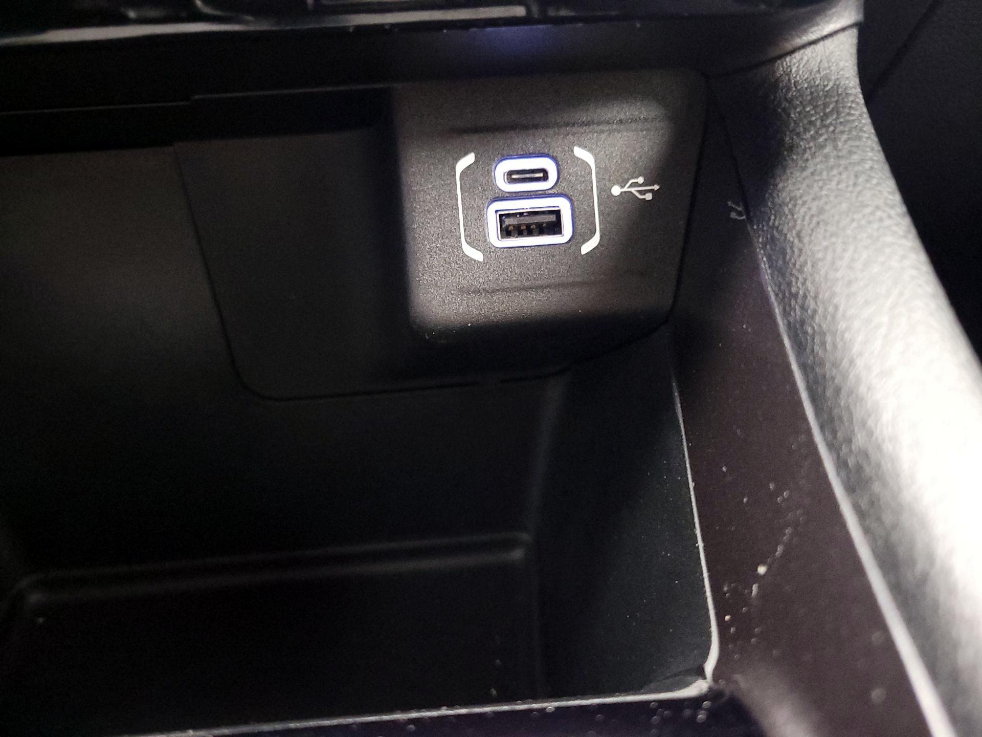 Thumbnail: 2024 Jeep Compass - 18