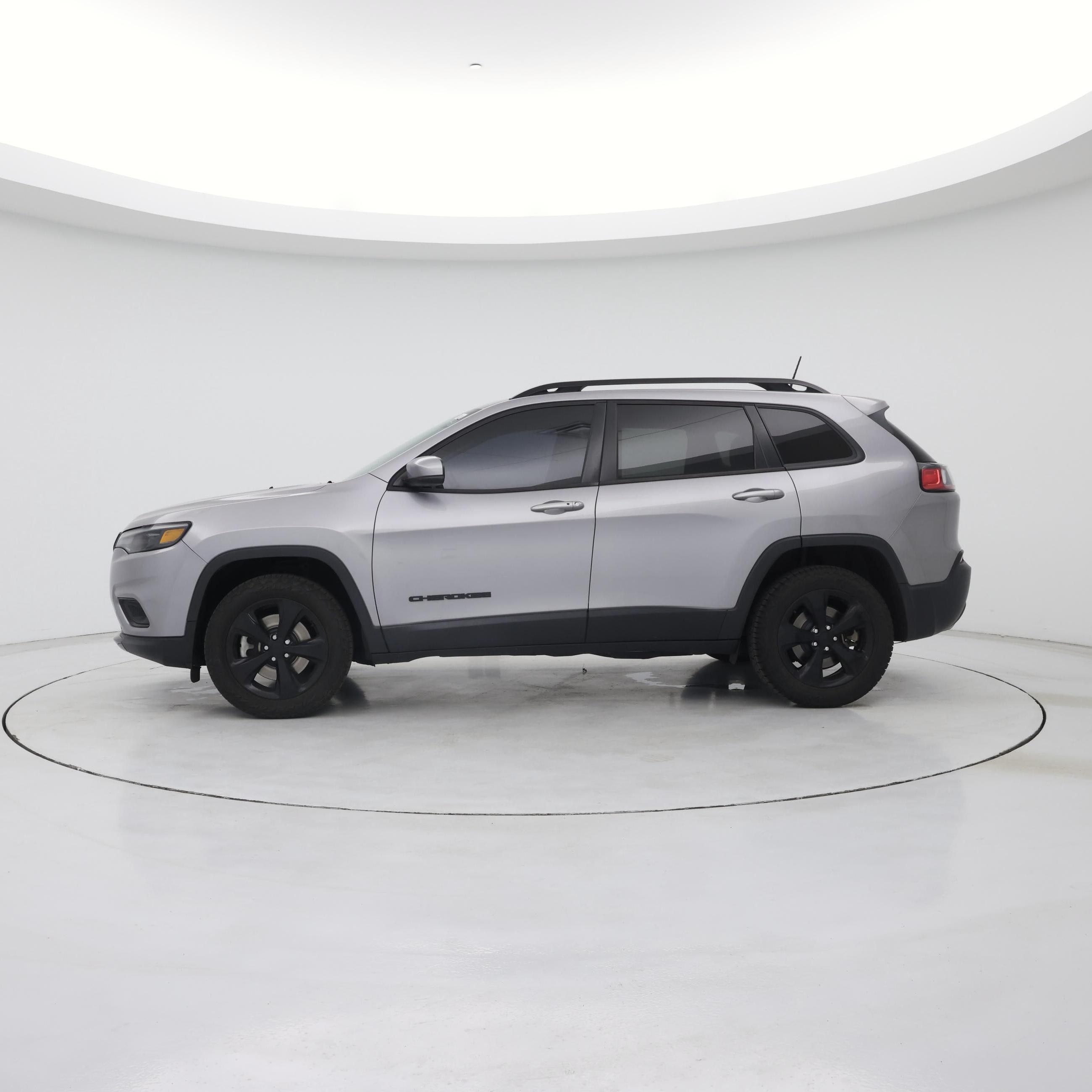 Thumbnail: 2020 Jeep Cherokee - 3