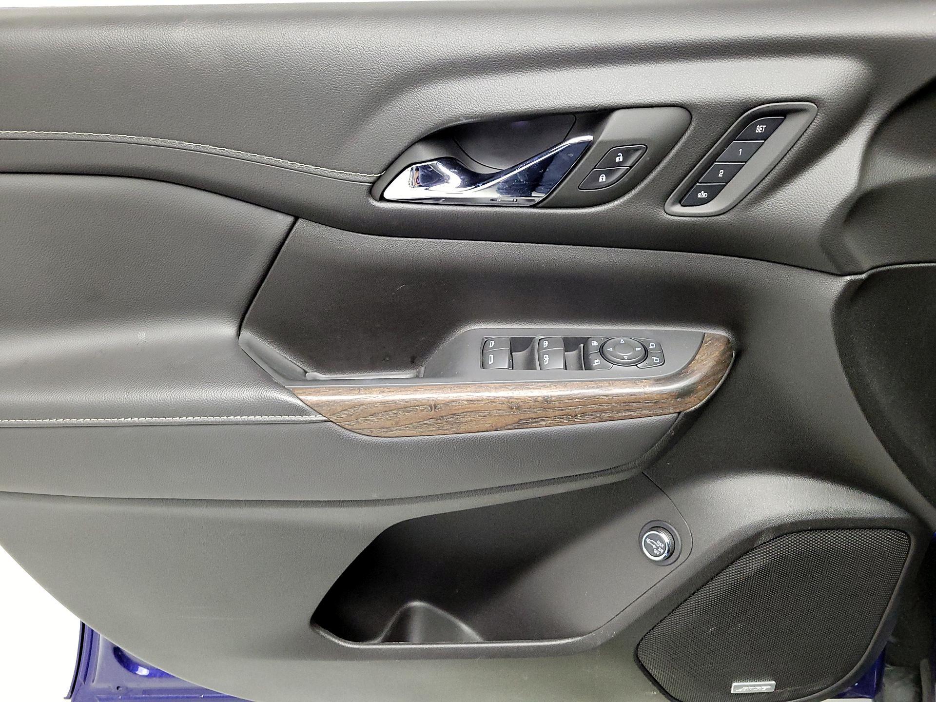 Thumbnail: 2023 GMC Acadia - 12