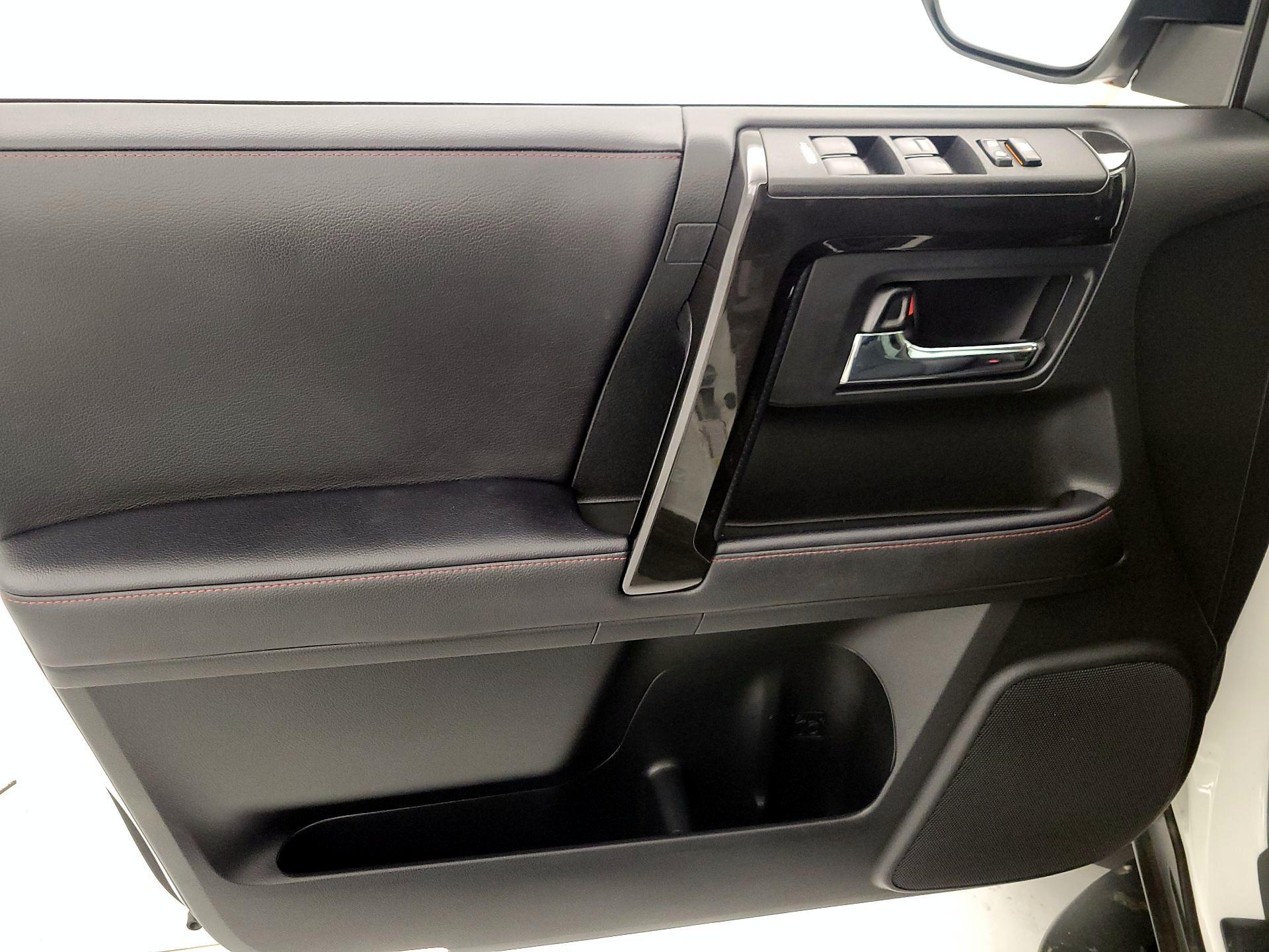 Thumbnail: 2023 Toyota 4Runner - 12