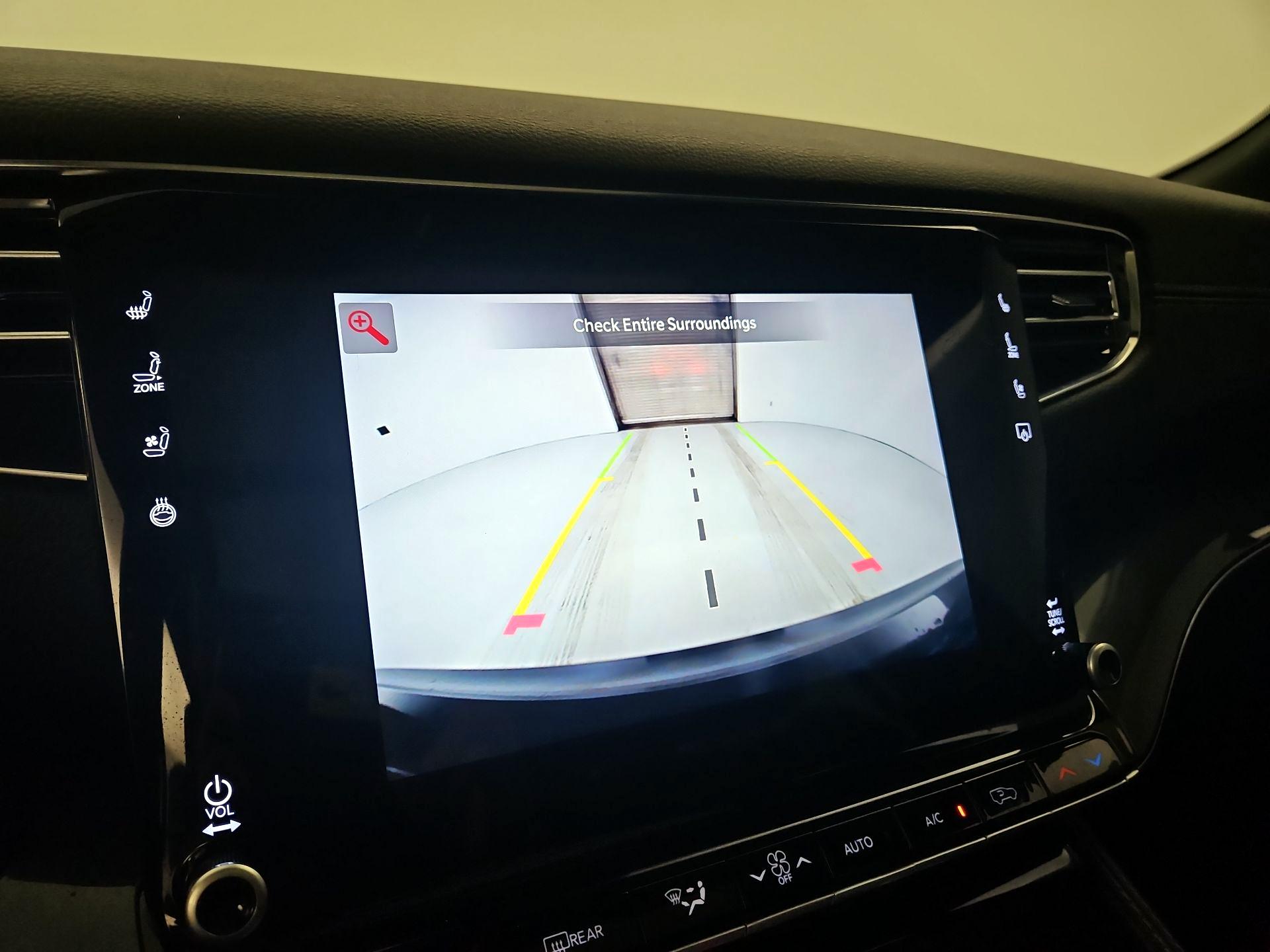 Thumbnail: 2023 Jeep Wagoneer - 15