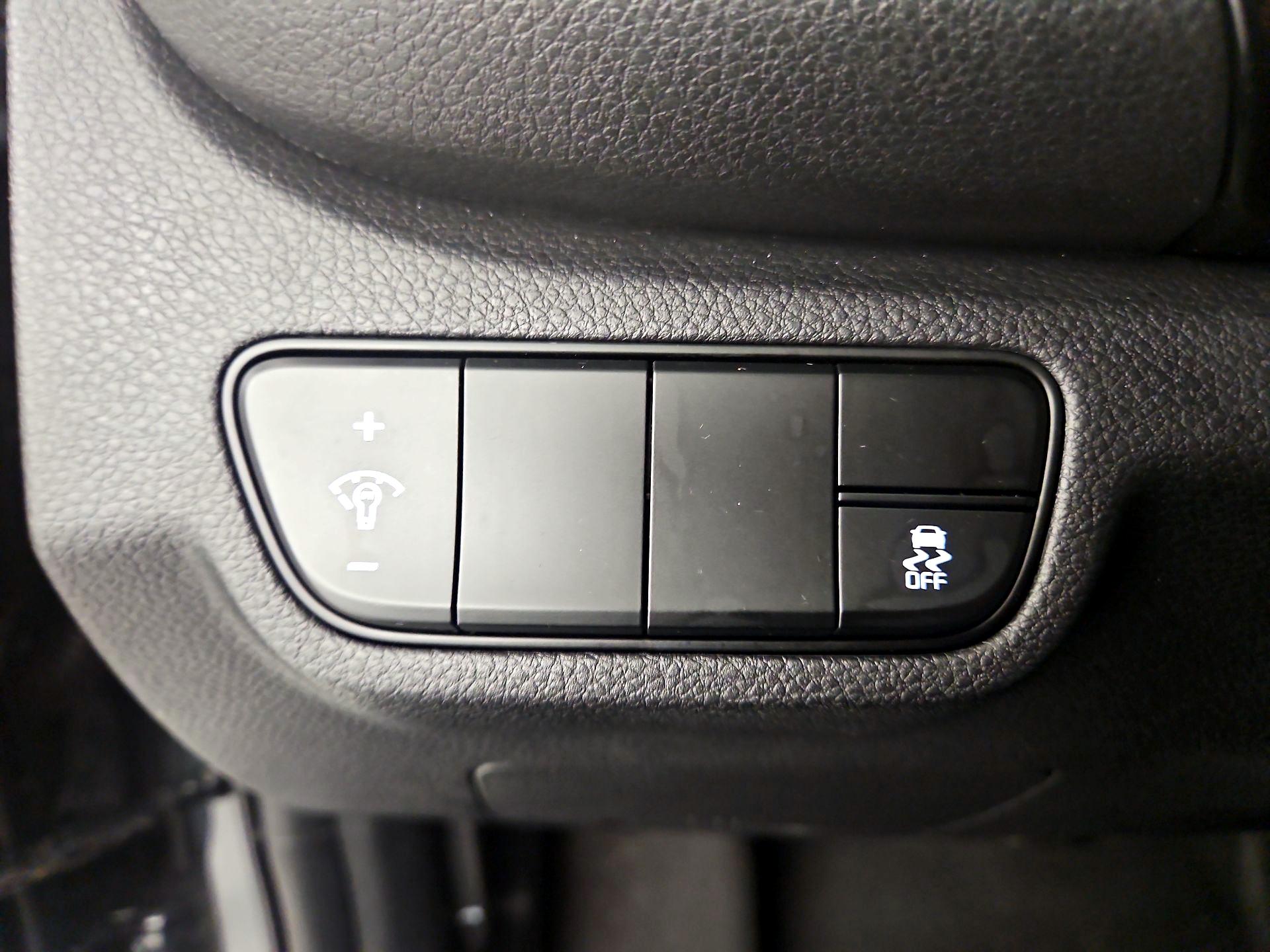 Thumbnail: 2024 Kia Seltos - 13