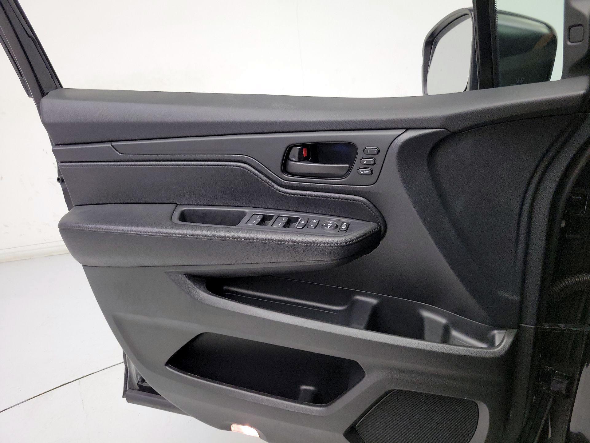 Thumbnail: 2024 Honda Odyssey - 12