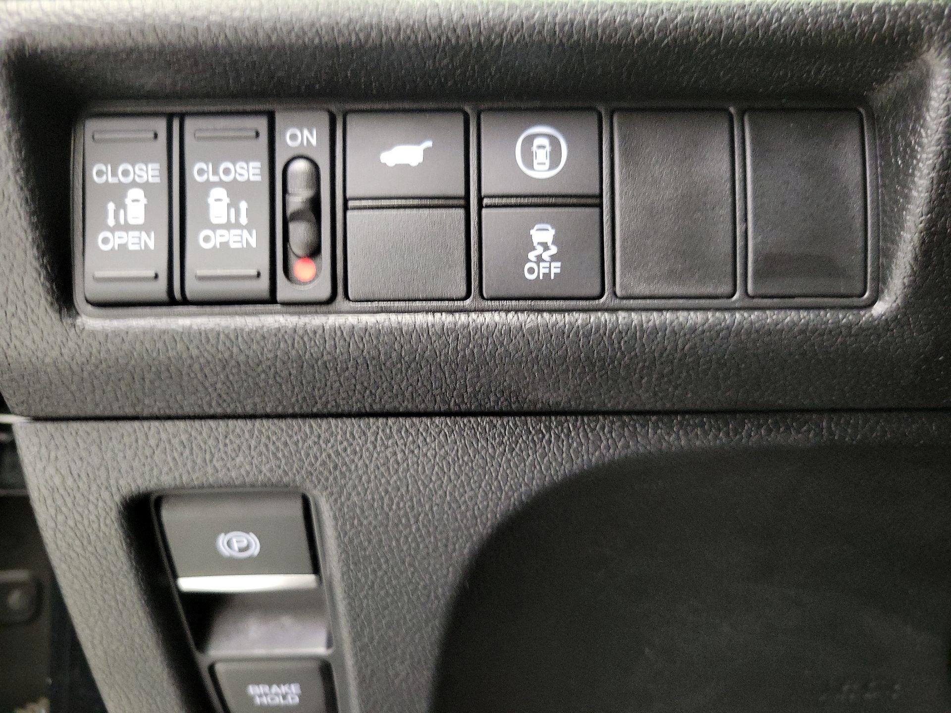 Thumbnail: 2024 Honda Odyssey - 13