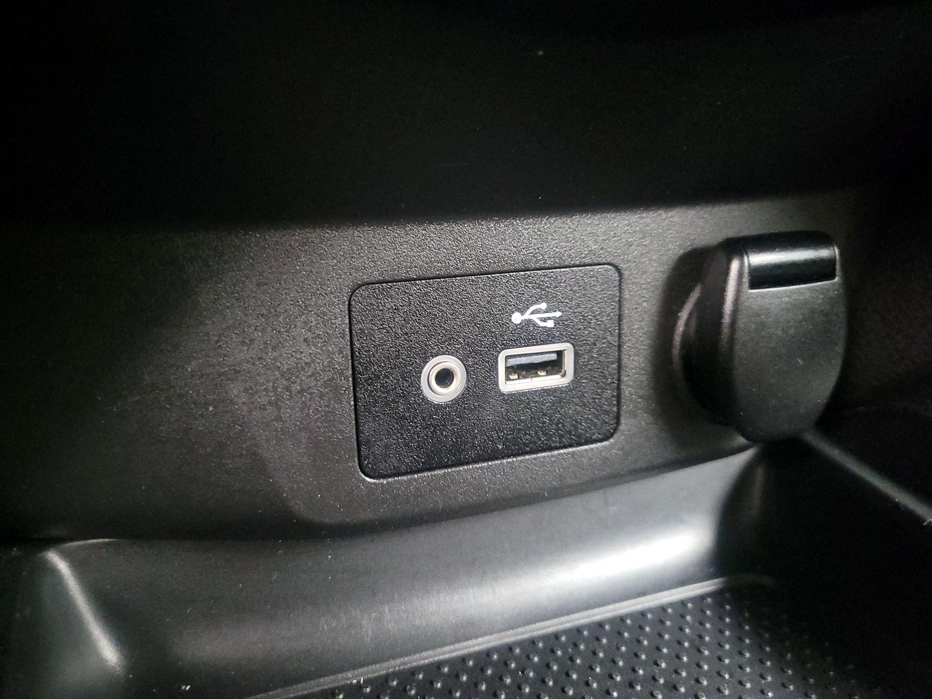 Thumbnail: 2022 Nissan Rogue Sport - 18