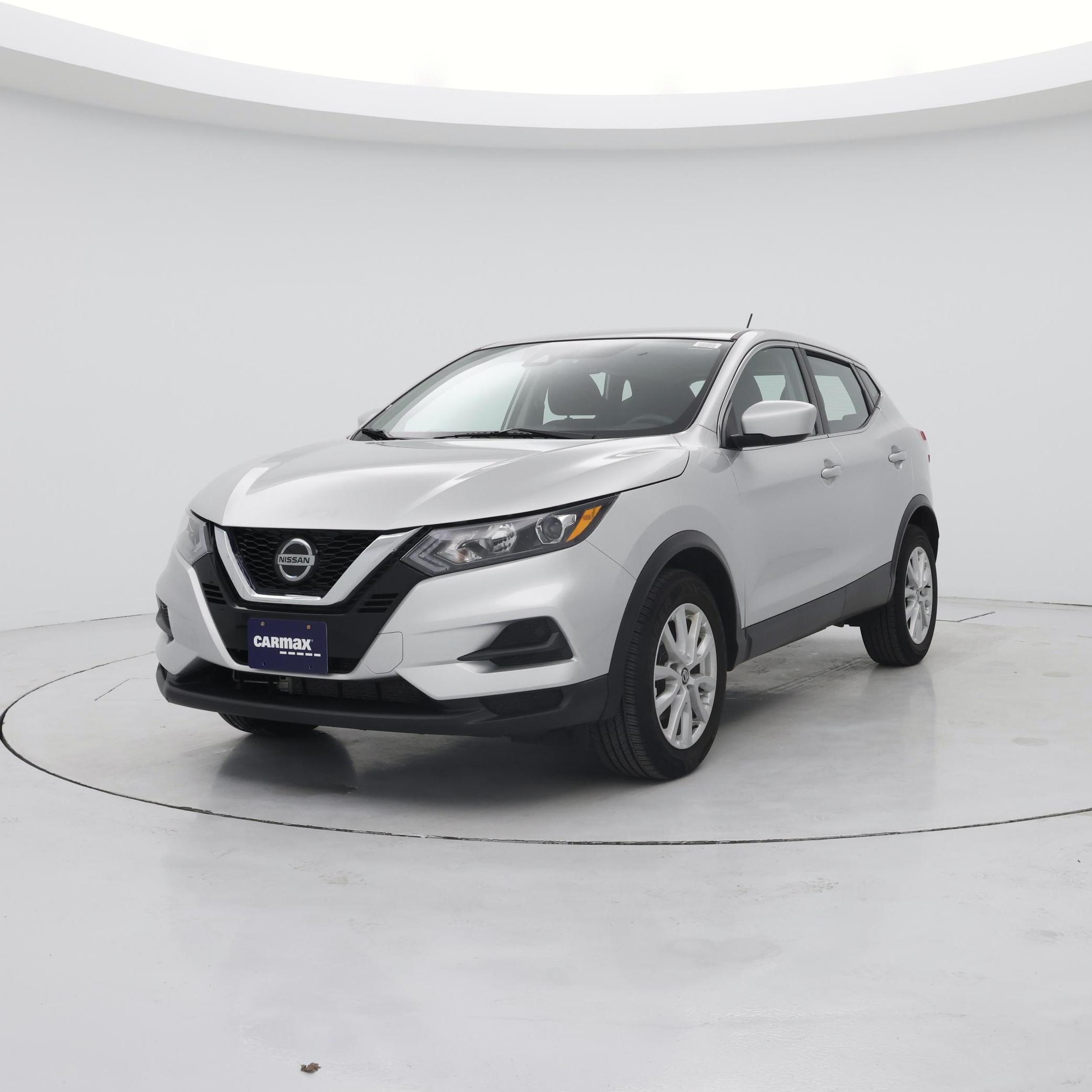 Thumbnail: 2022 Nissan Rogue Sport - 4