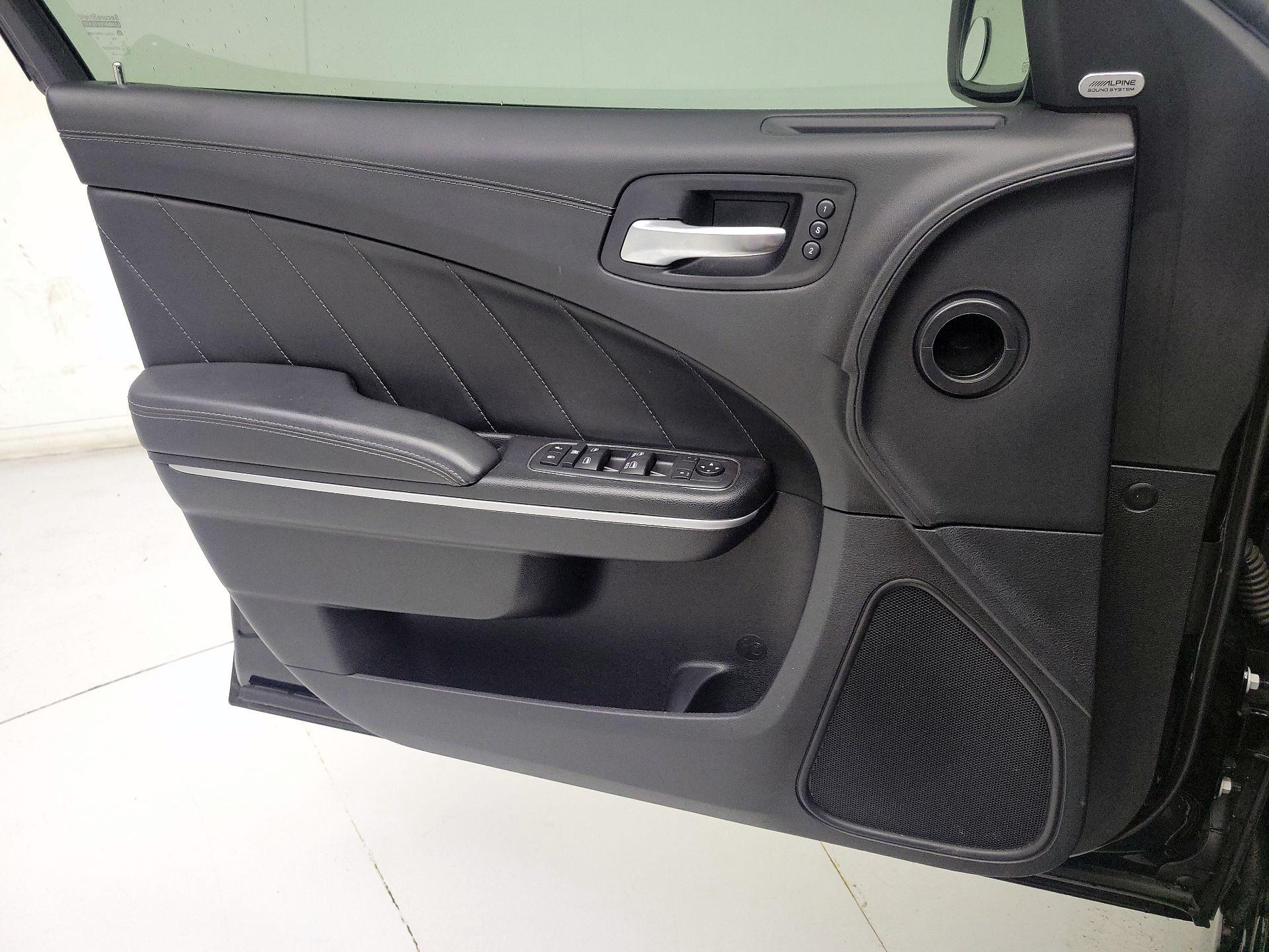 Thumbnail: 2020 Dodge Charger - 12