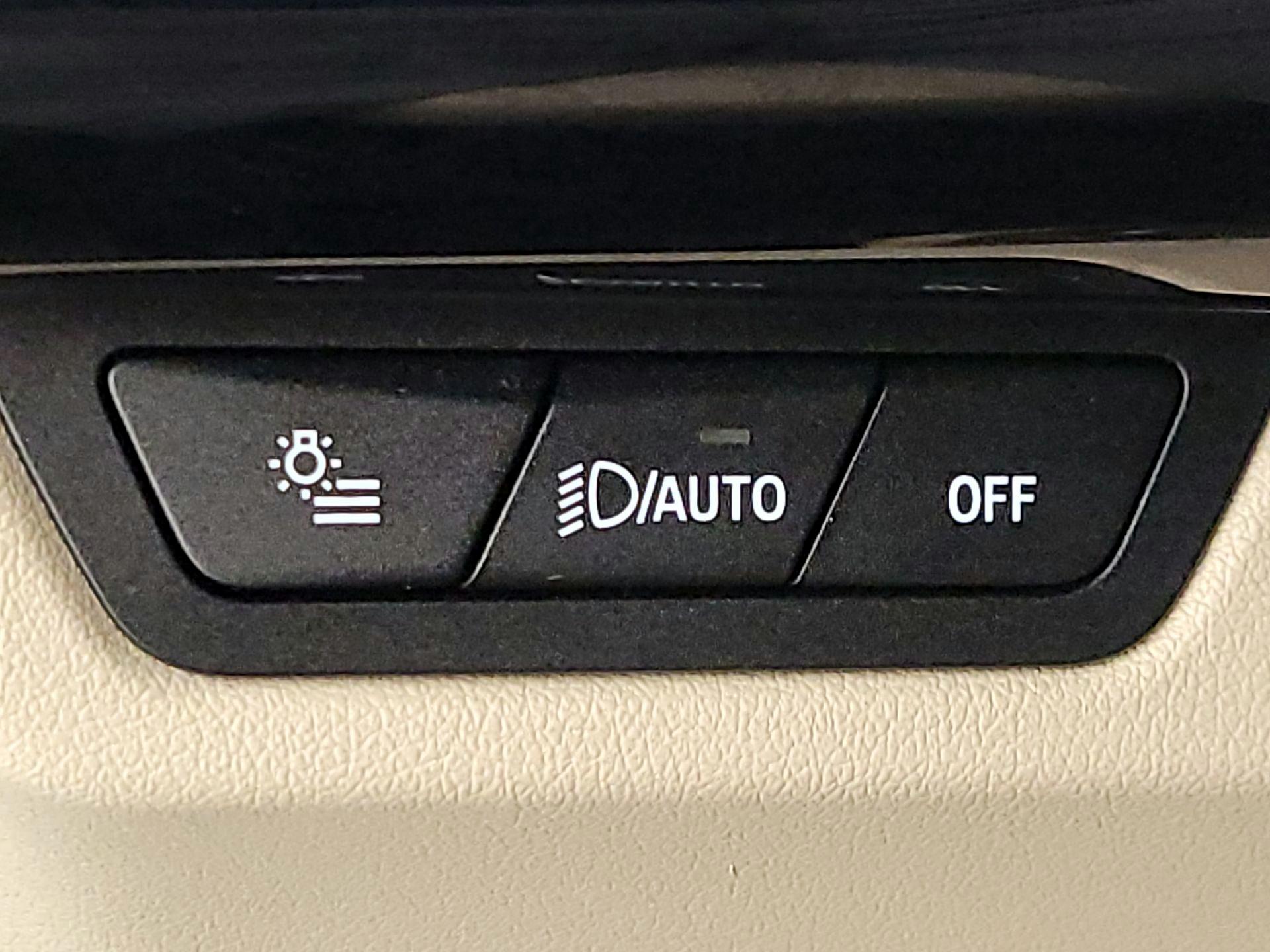 Thumbnail: 2024 BMW X1 - 13