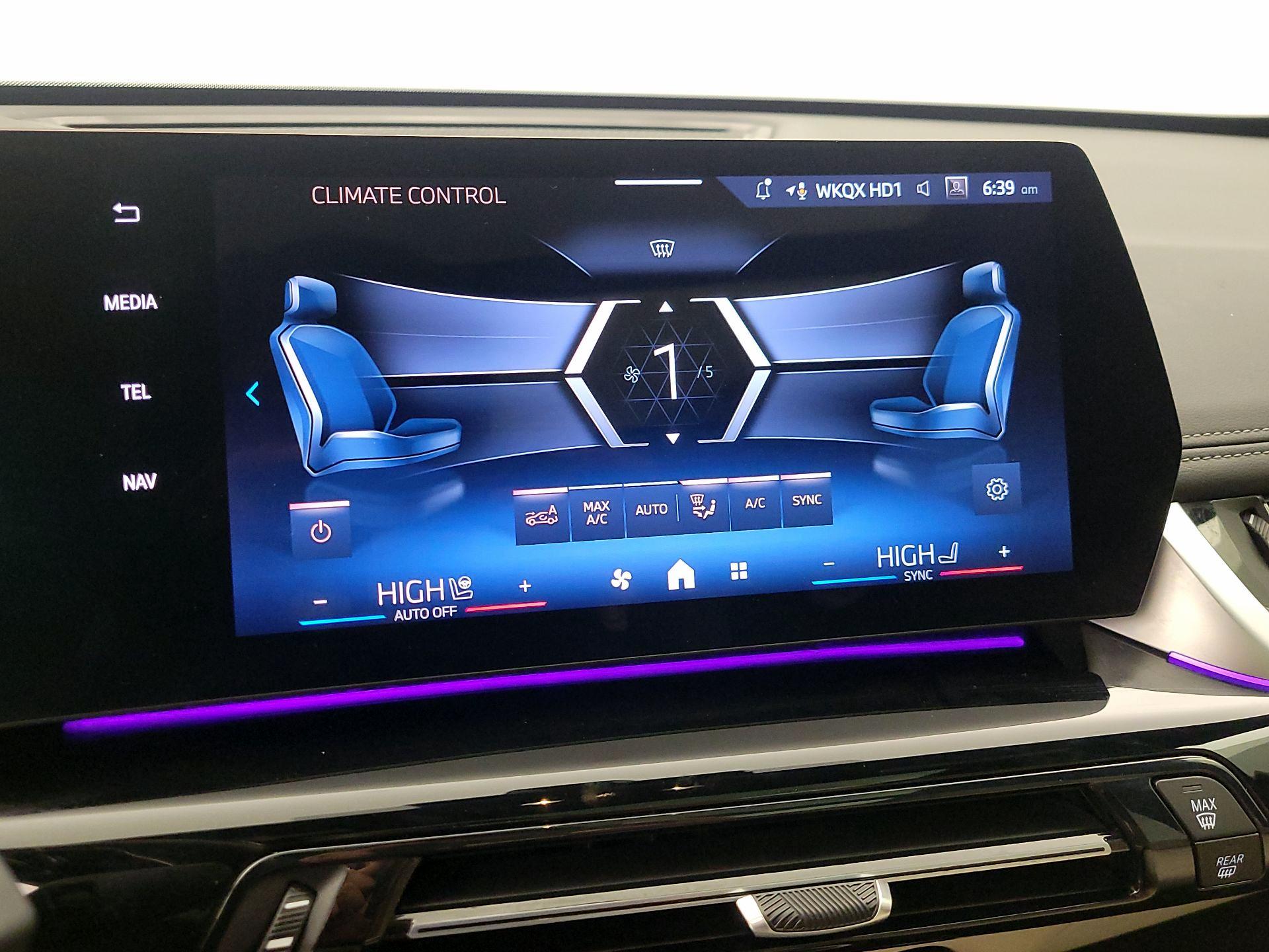 Thumbnail: 2024 BMW X1 - 17