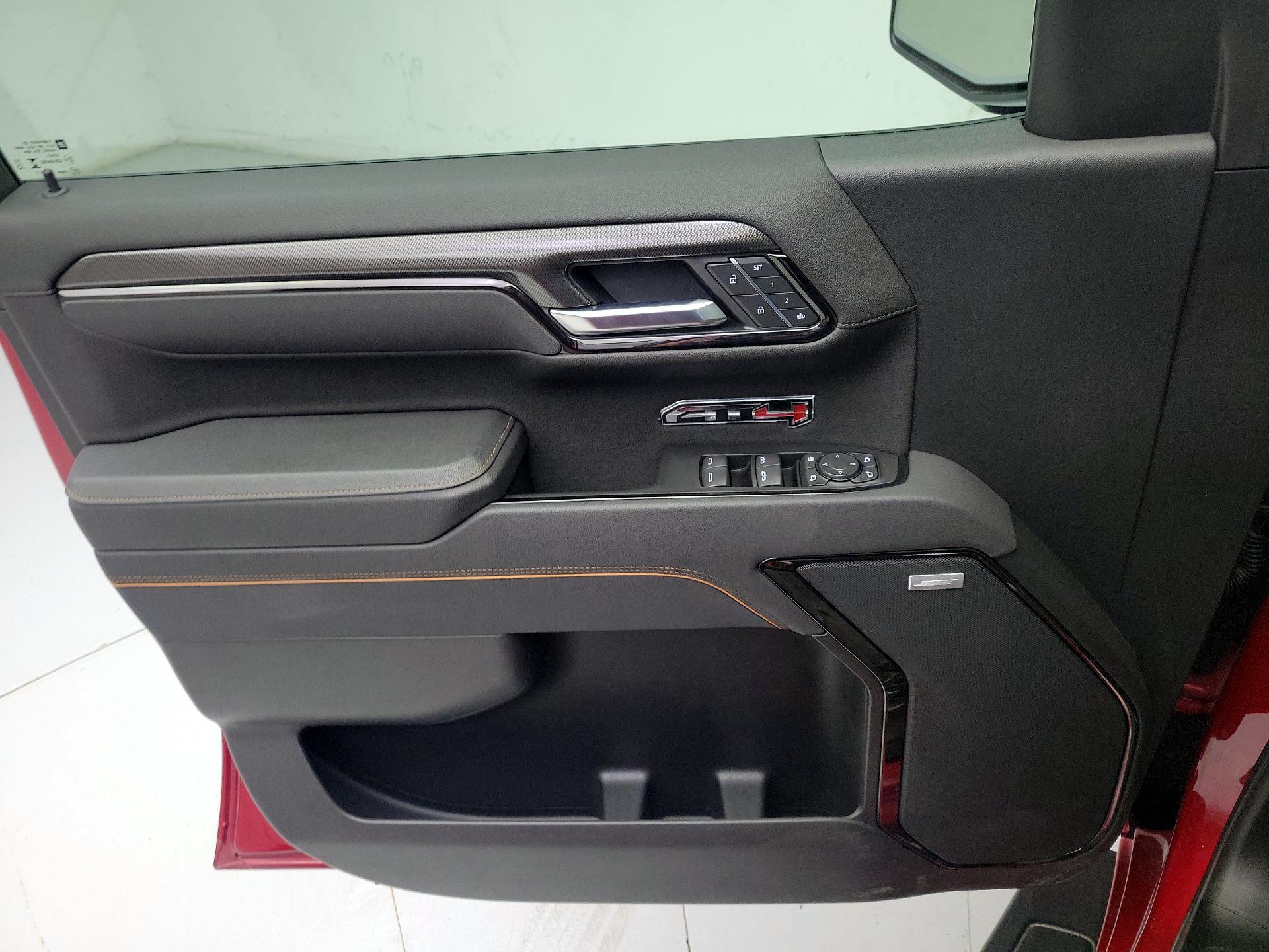 Thumbnail: 2025 GMC Sierra 1500 - 12