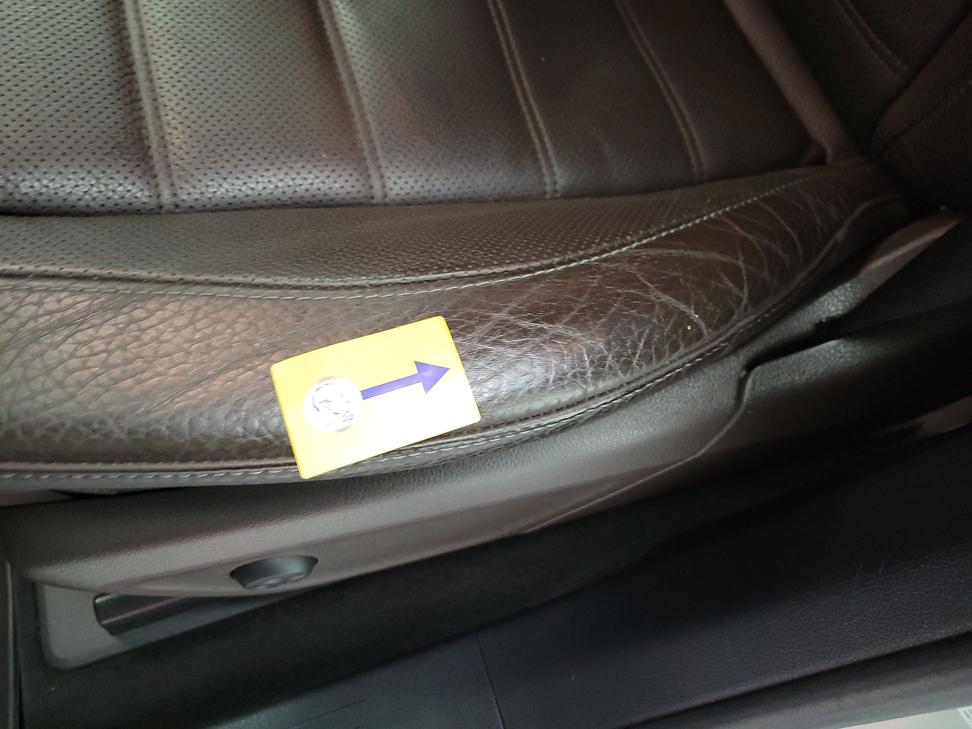 Thumbnail: 2022 Mercedes-Benz GLE - 19